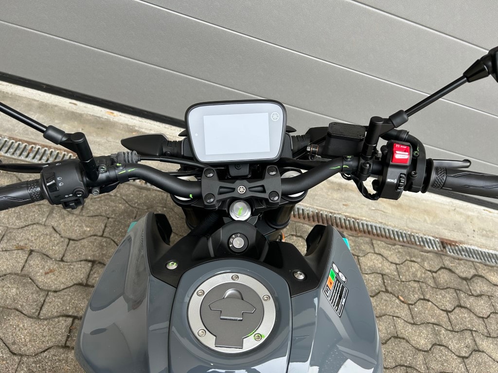 YAMAHA MT 125-image-6
