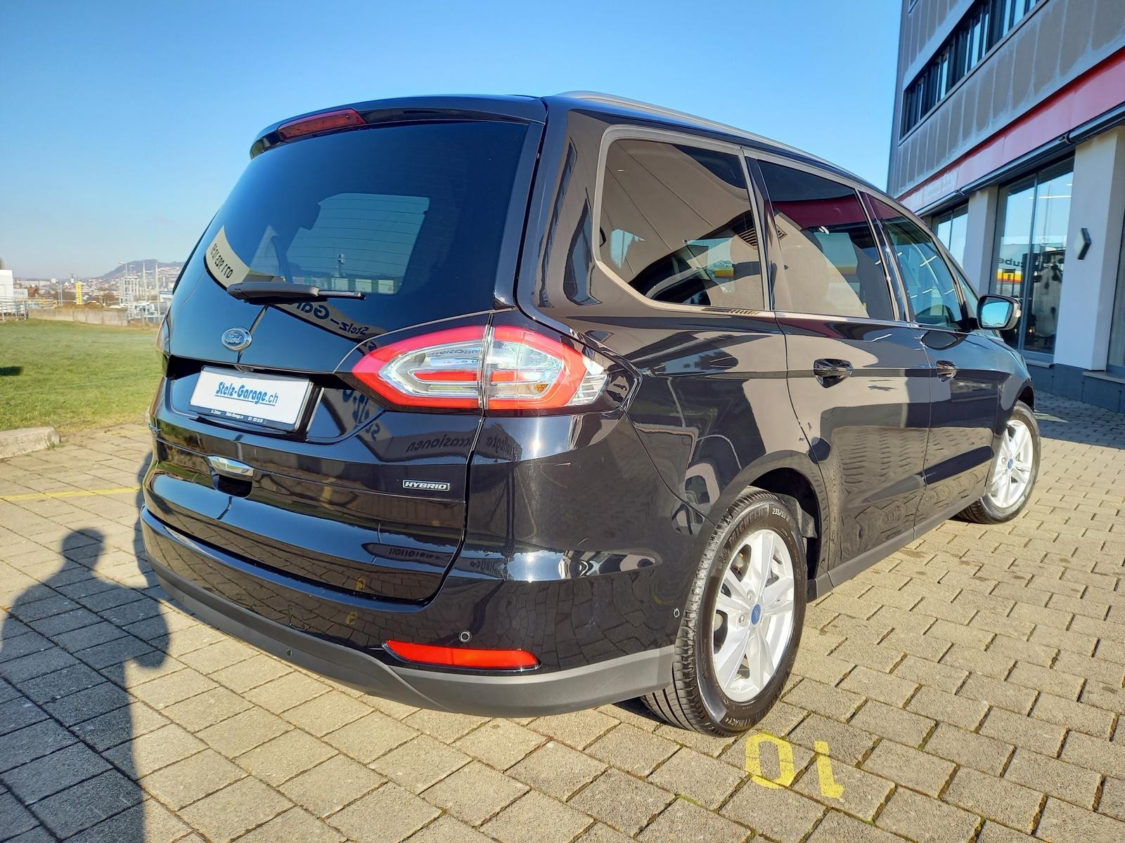 FORD Galaxy 2.5 FHEV Titanium 7Pl CVT-showroom-element-1