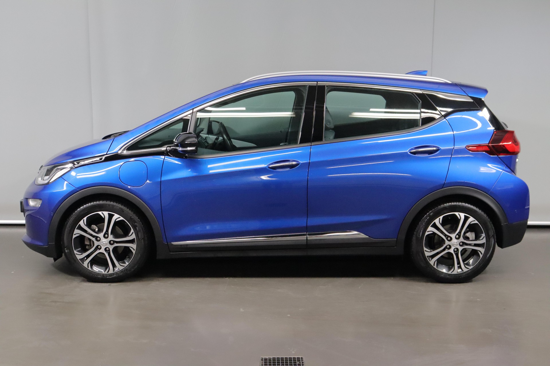OPEL Ampera-e Electric Excellence-image-4