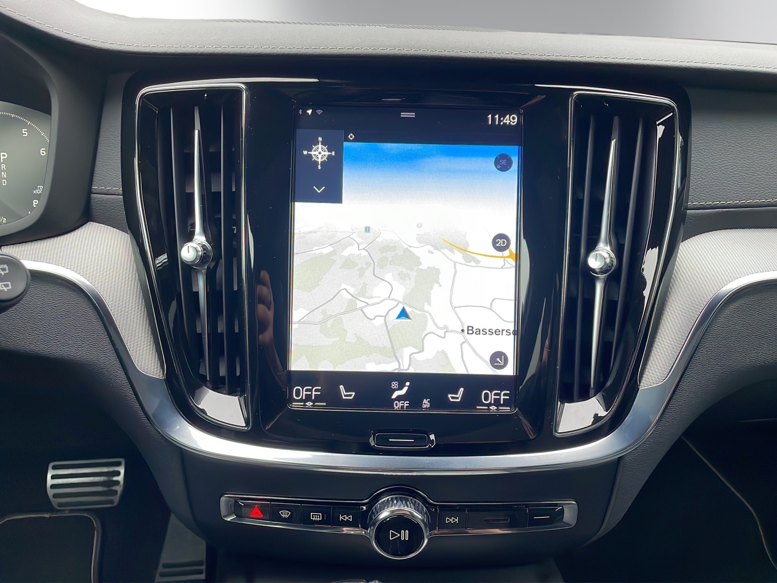 VOLVO V60 T6 AWD R-Design Geartronic-image-13