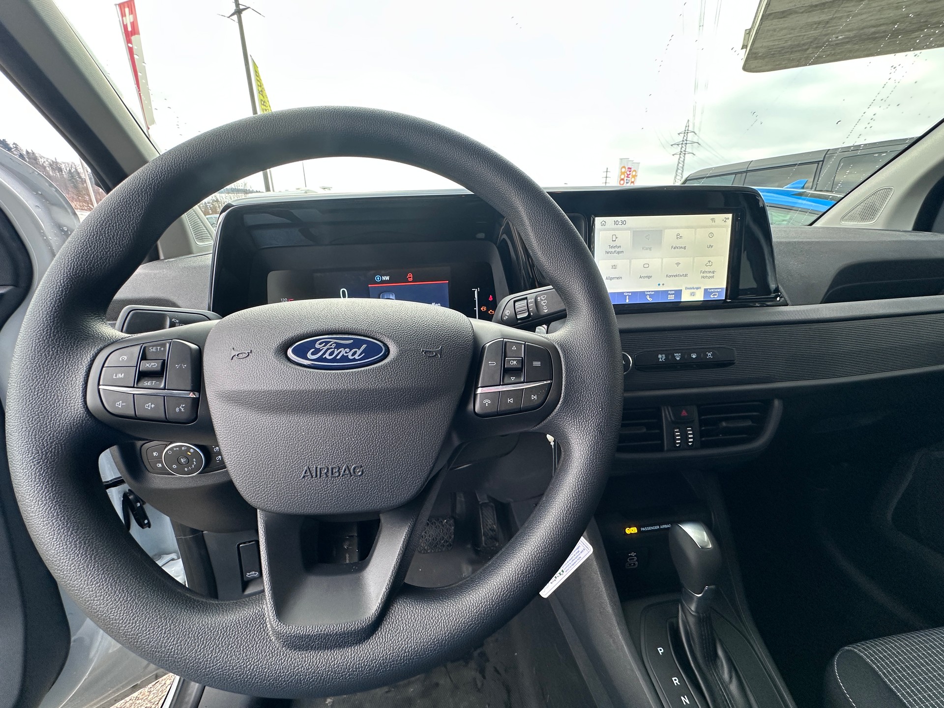 FORD Transit Courier Van 1.0 EcoBoost Trend Automat-image-11
