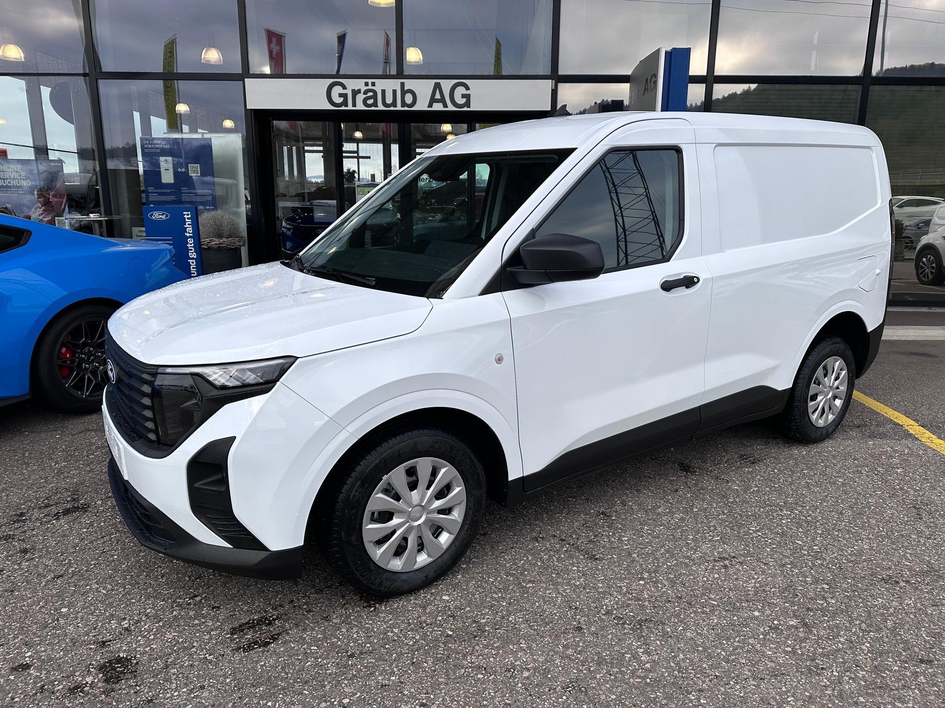 FORD Transit Courier Van 1.0 EcoBoost Trend Automat