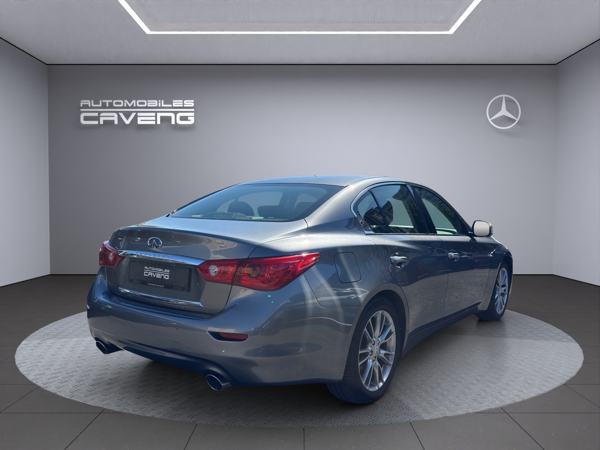 INFINITI Q50 2.0 Premium Tech Automatic-showroom-element-1
