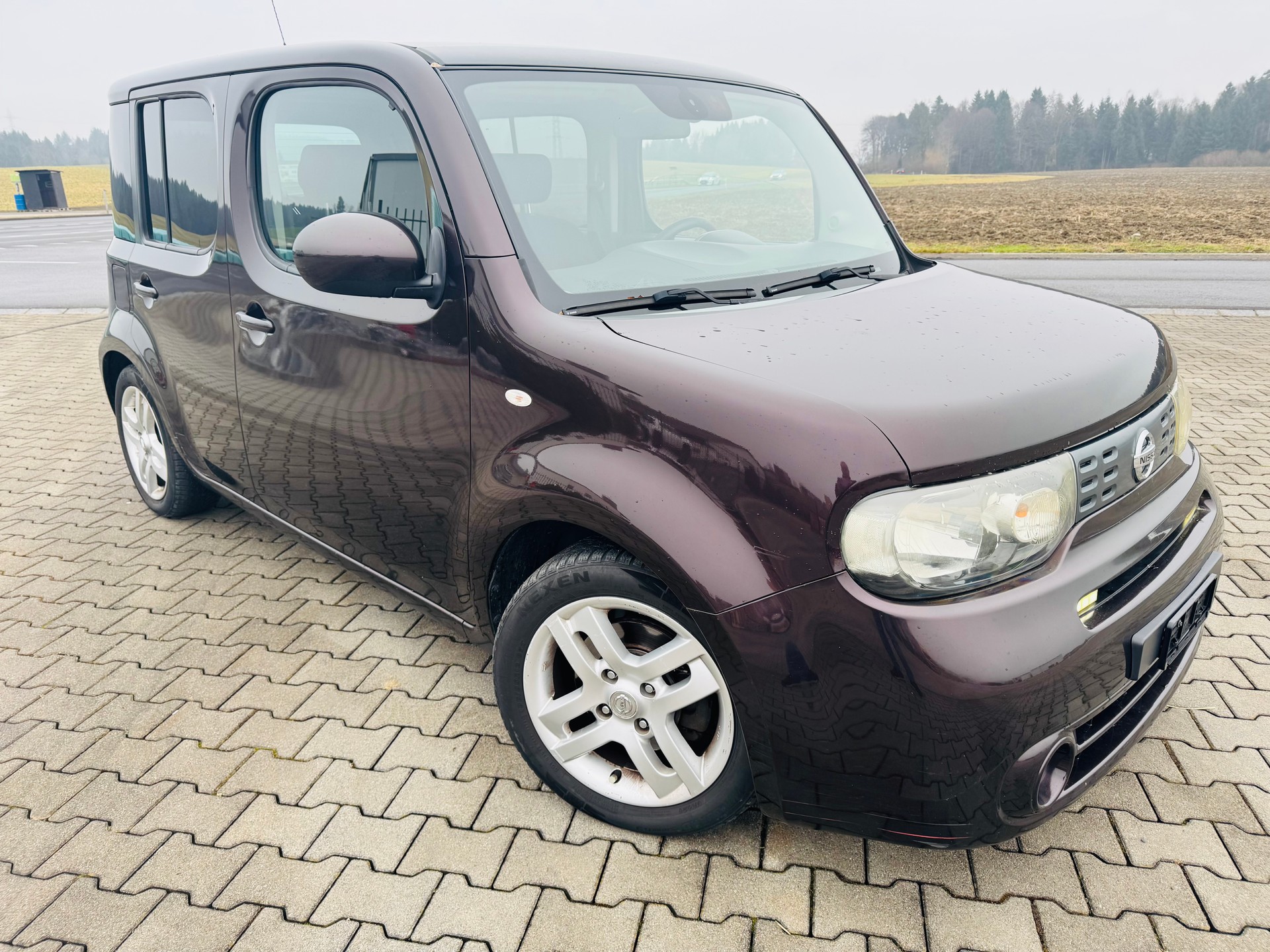 NISSAN Cube 1.6