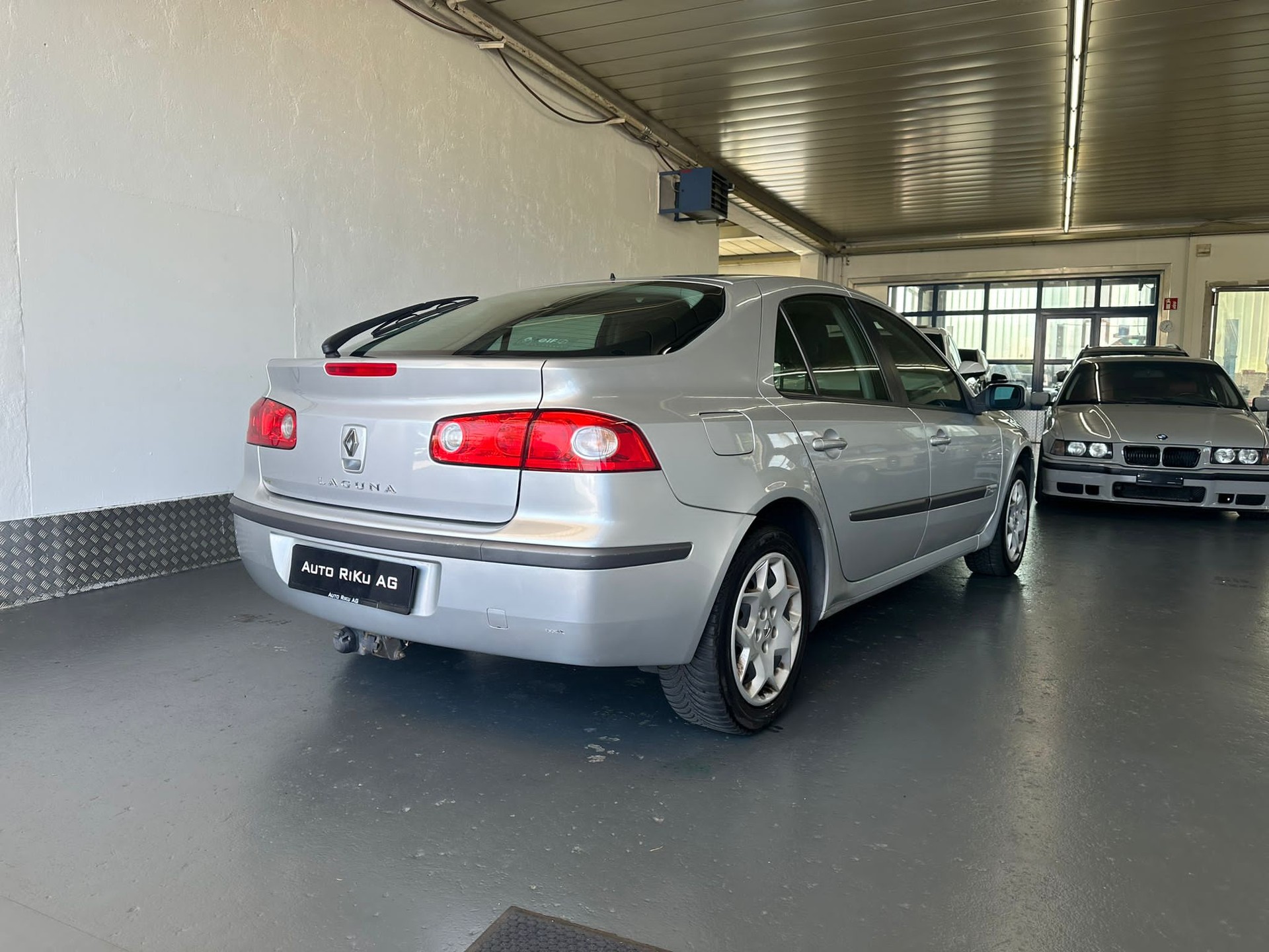 RENAULT Laguna 2.0 16V Dynamique-image-7