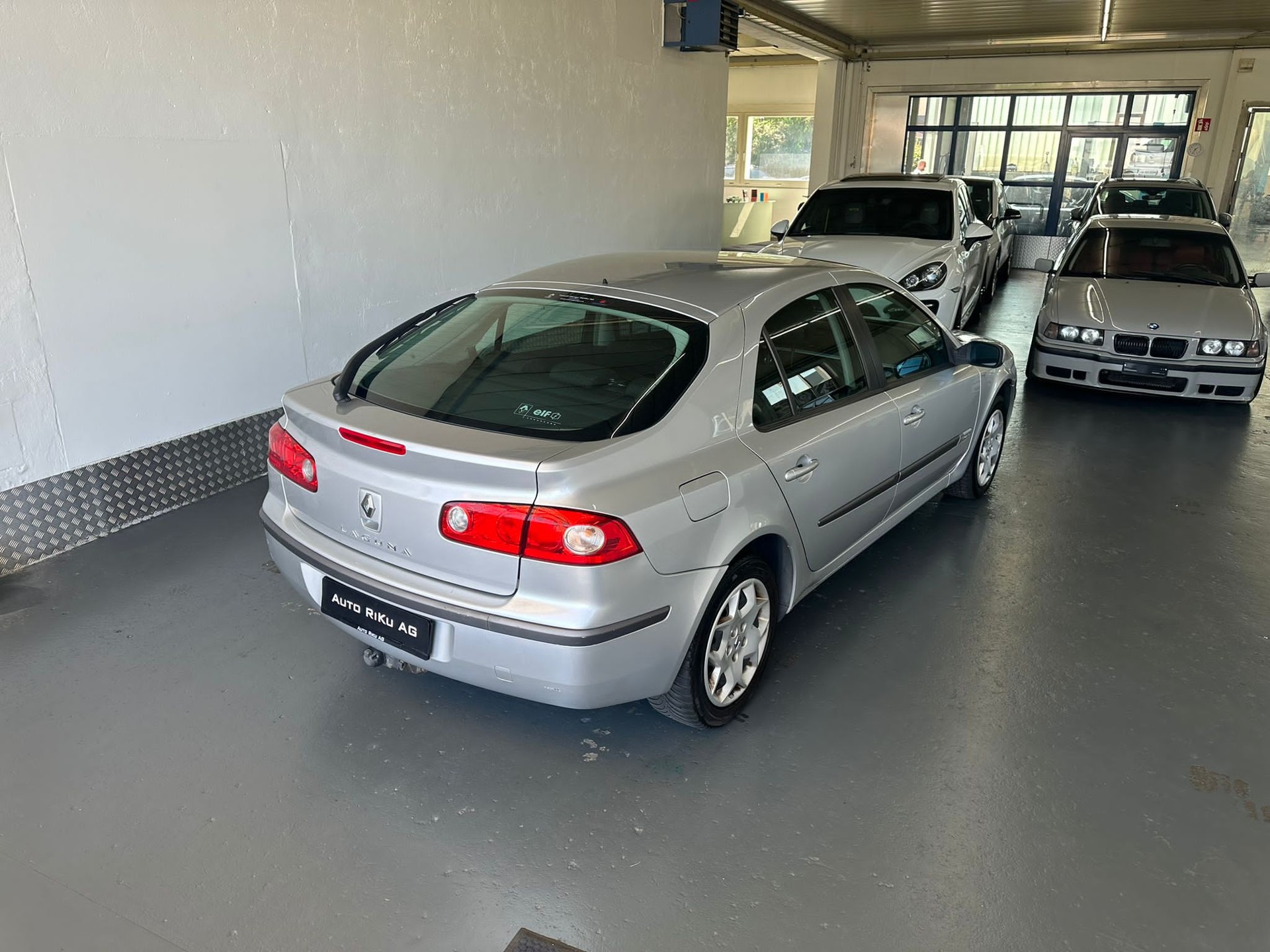 RENAULT Laguna 2.0 16V Dynamique-image-6
