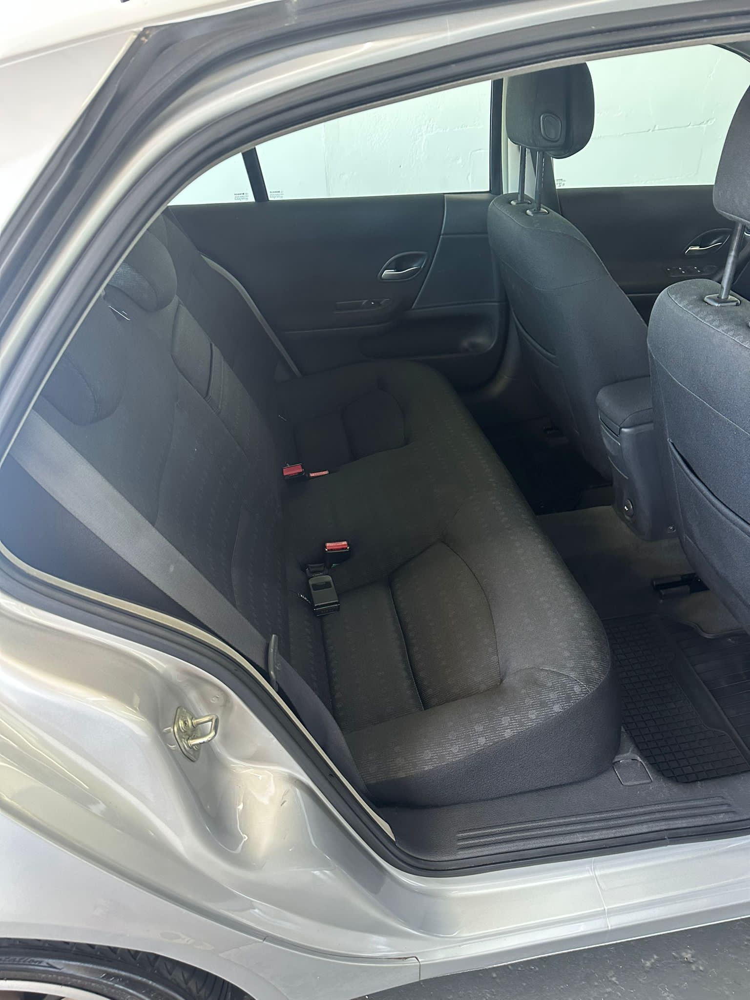 RENAULT Laguna 2.0 16V Dynamique-image-17