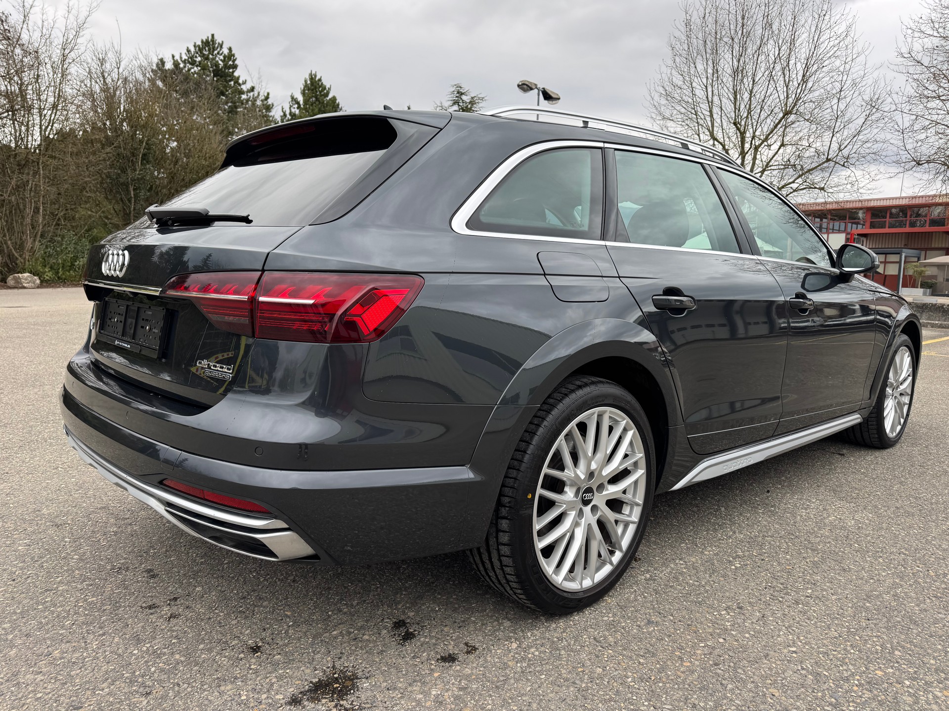 AUDI A4 allroad 45 TDI quattro tiptronic-image-5