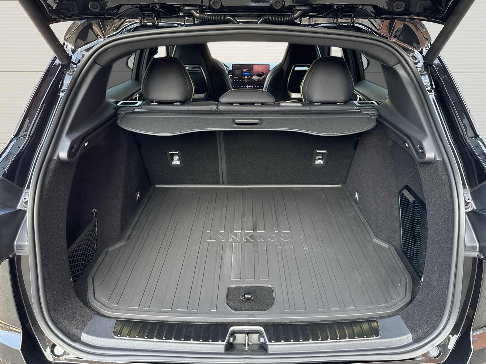 LYNK & CO 01 1.5 PHEV More-image-8