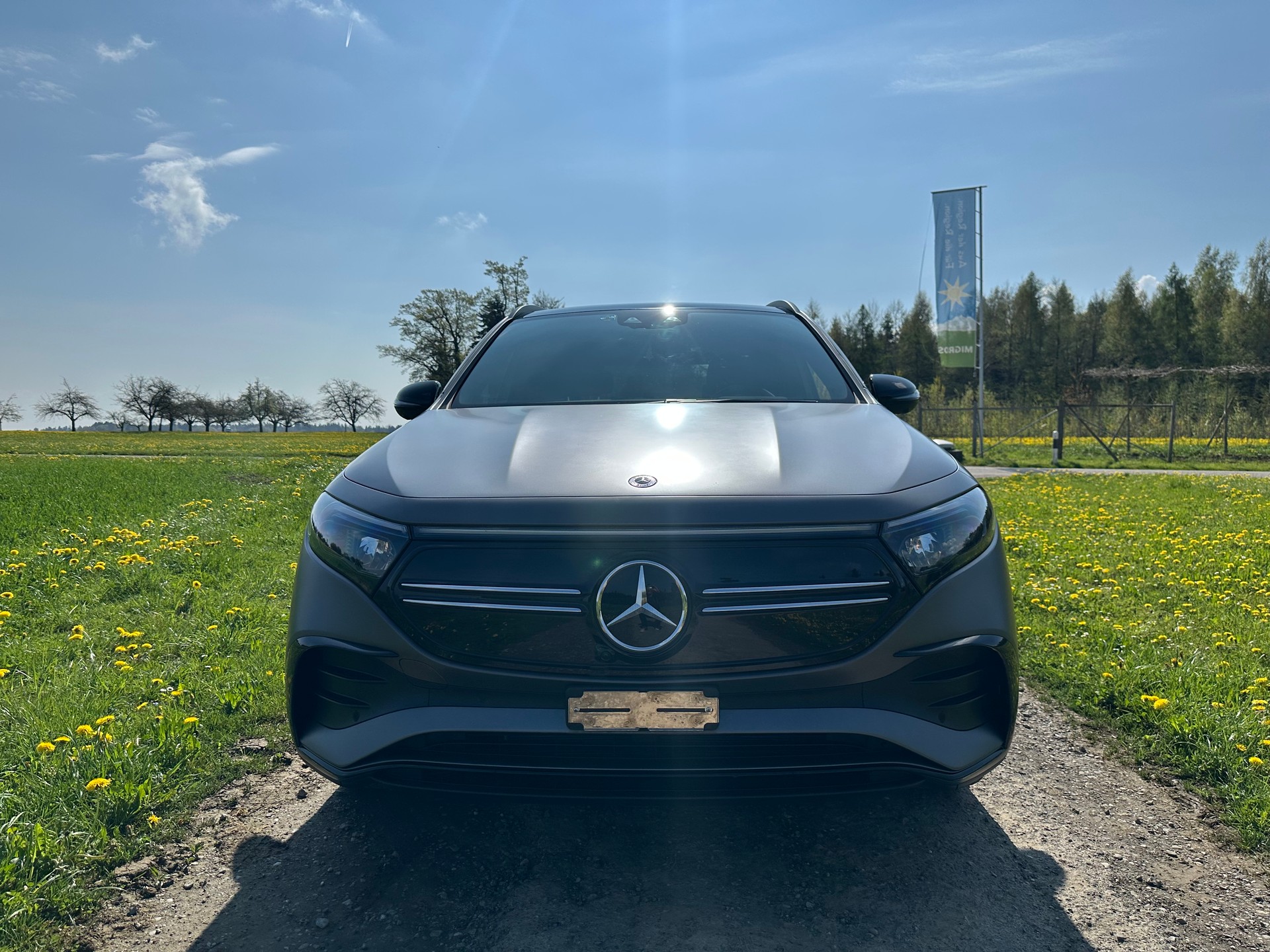MERCEDES-BENZ EQA 350 AMG Line 4Matic-image-12
