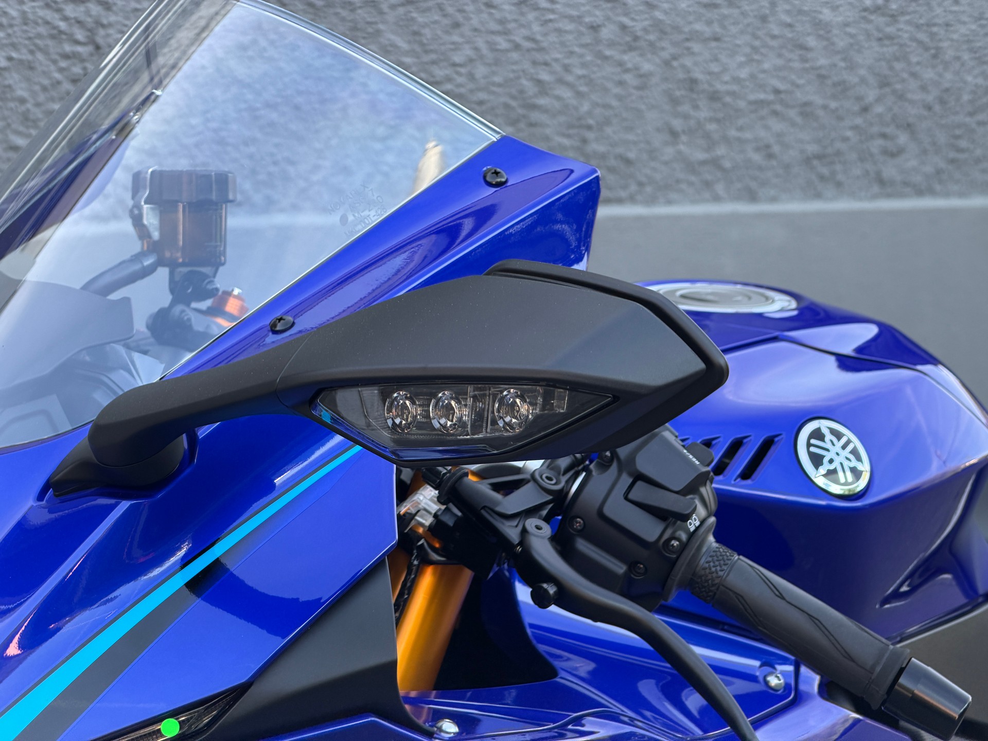 YAMAHA R7 (35kW) 2026-image-4