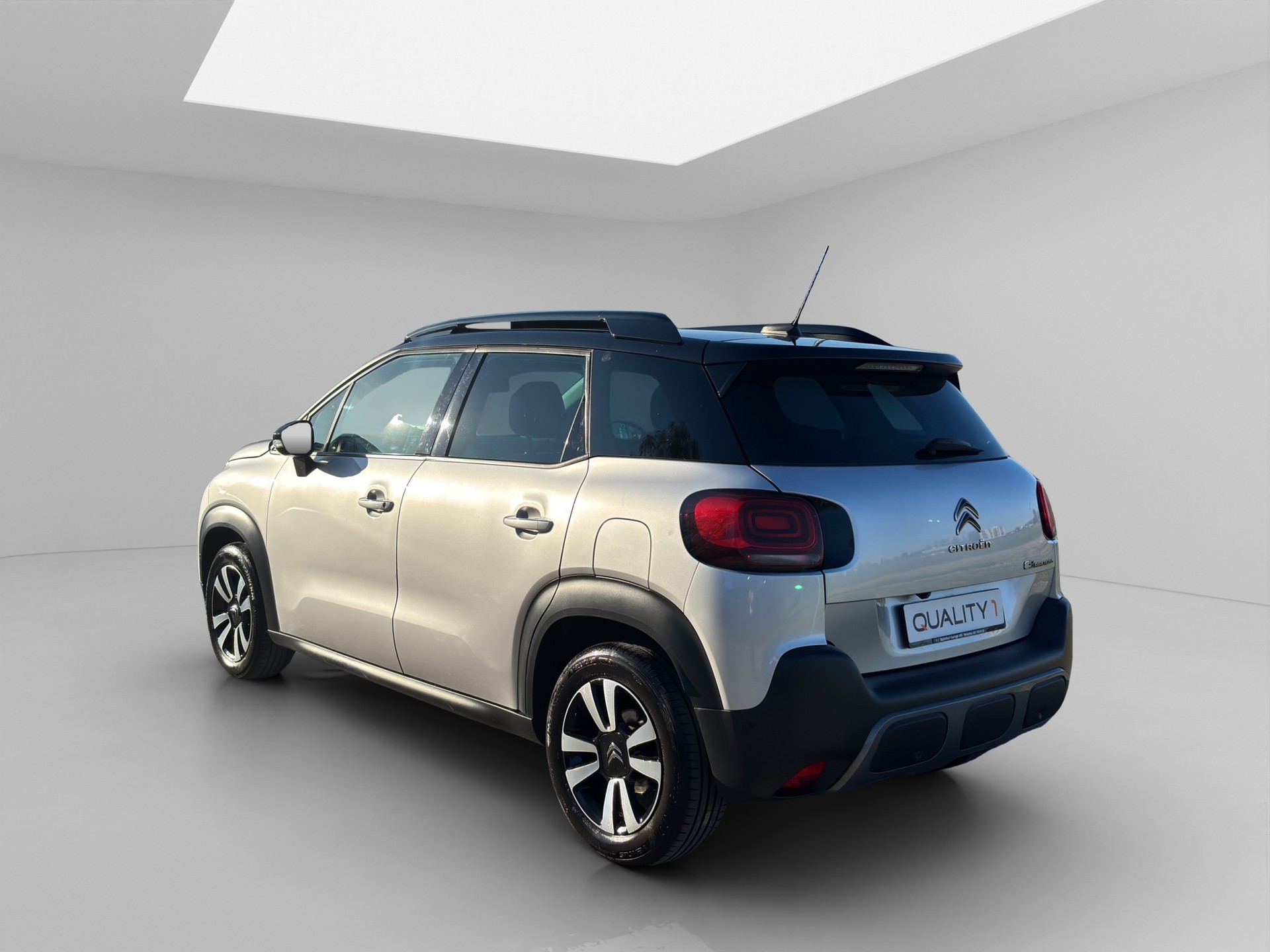 CITROEN C3 Aircross 1.5 BlueHD Shine EAT-image-2