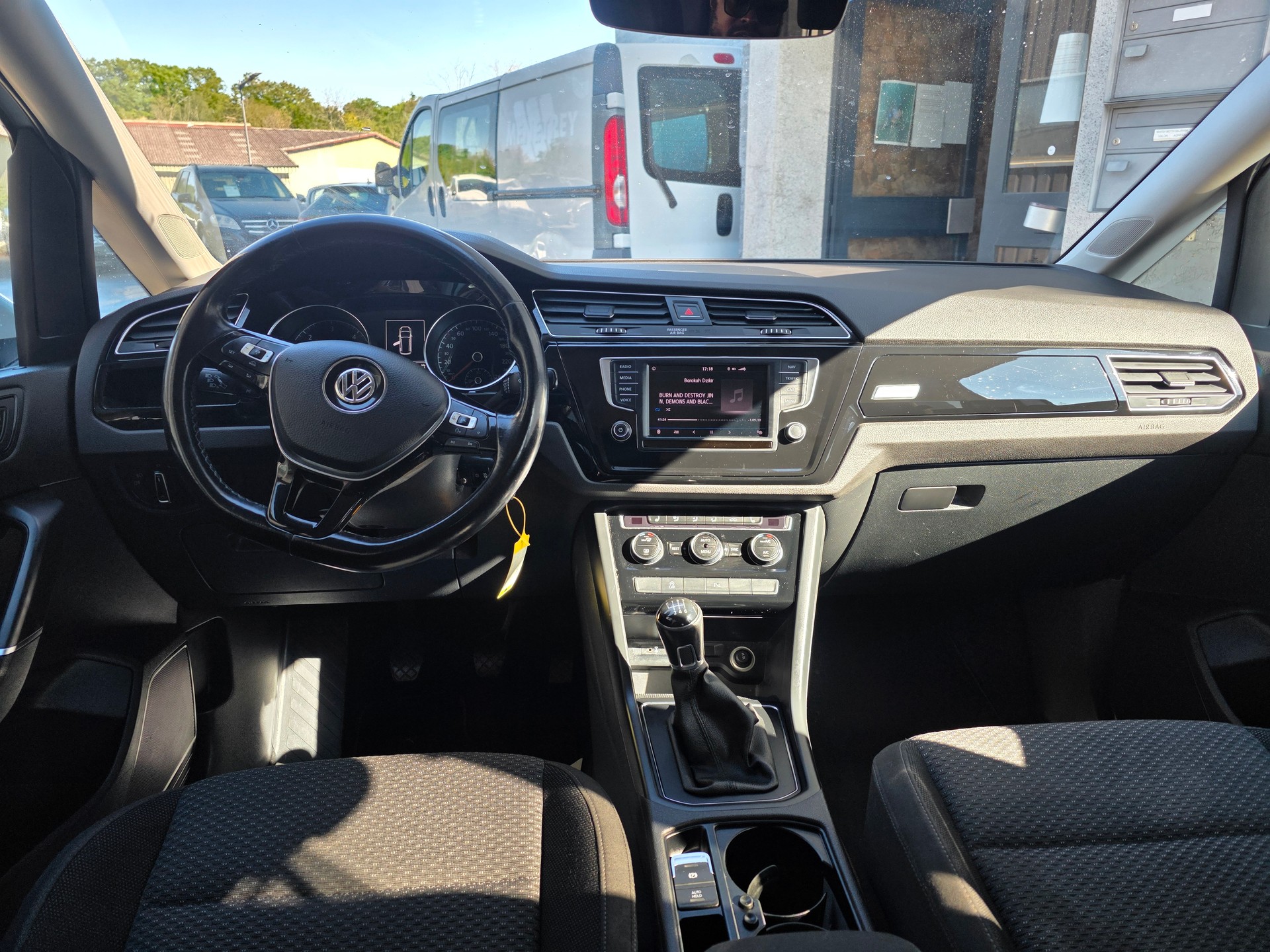 VW Touran 2.0 TDI BlueMotion Technology Comfortline-image-8