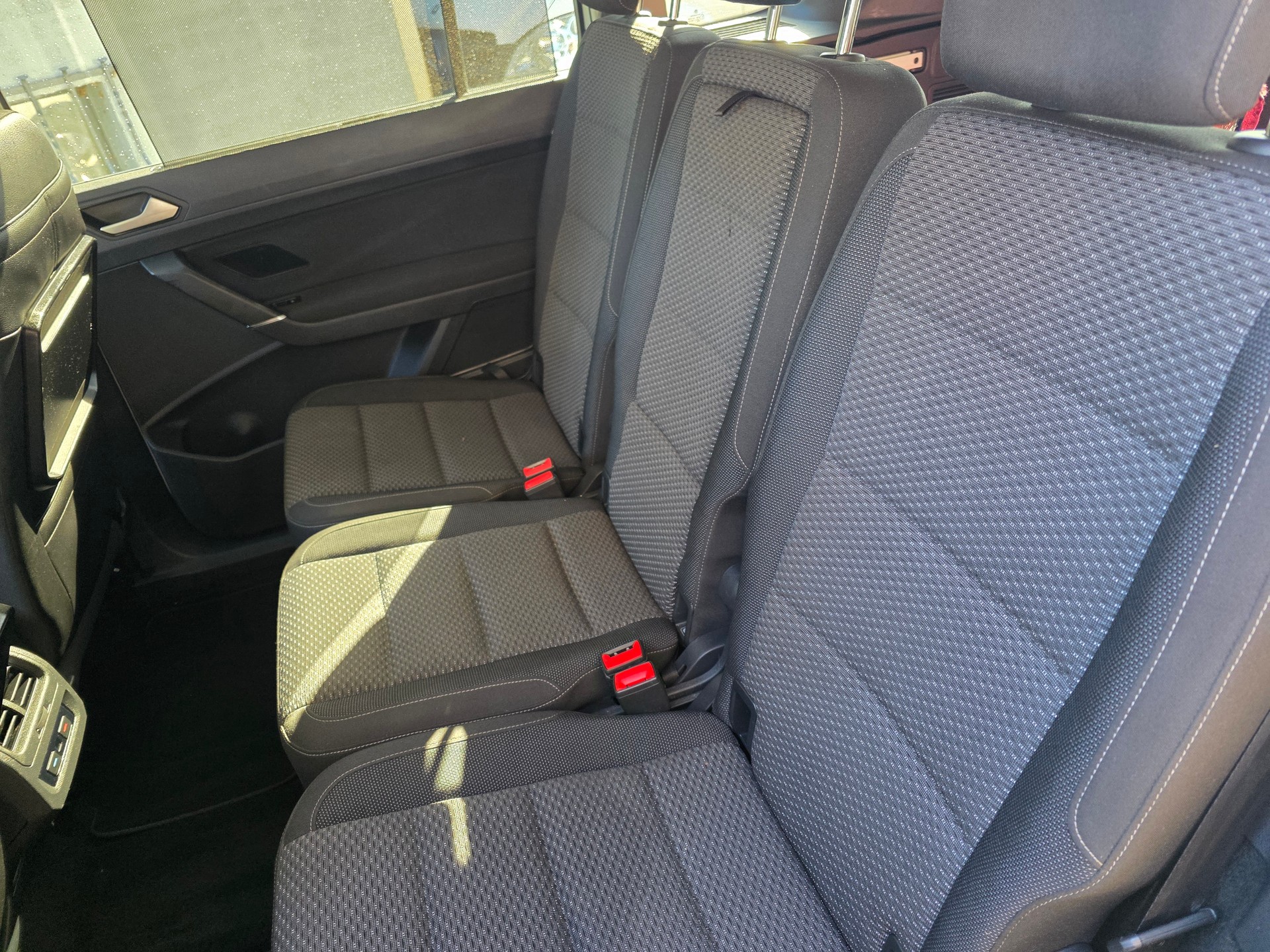 VW Touran 2.0 TDI BlueMotion Technology Comfortline-image-1