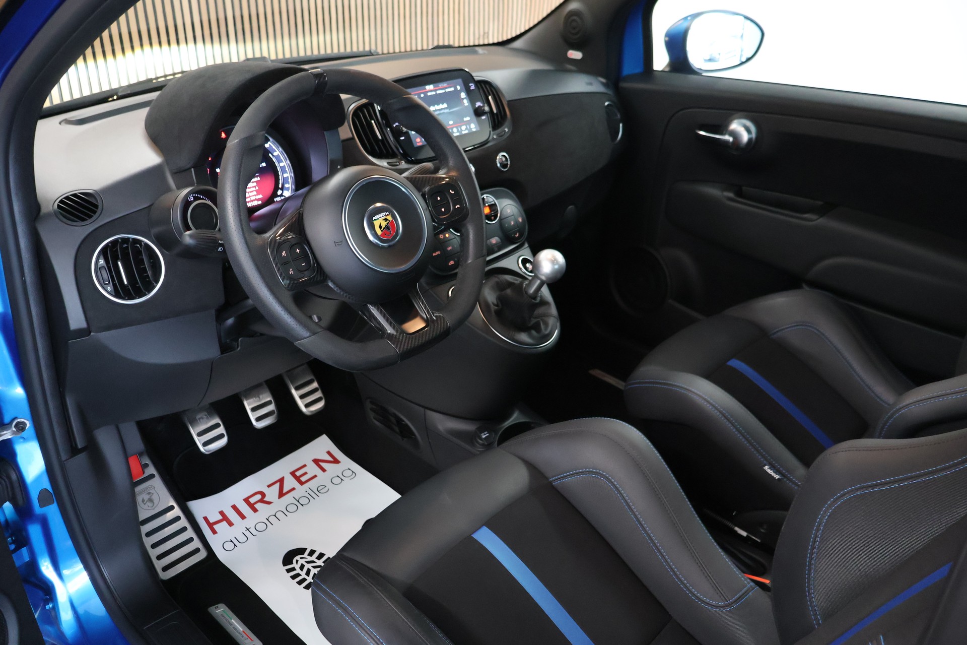 FIAT 695 1.4 16V Turbo Abarth Tributo 131 Rally-image-9