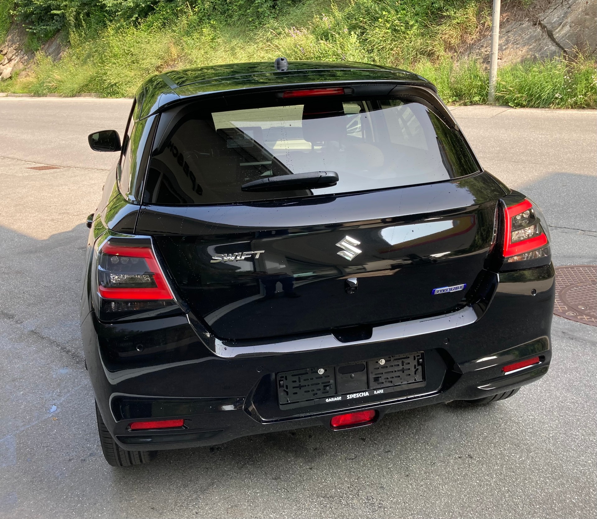 SUZUKI Swift 1.2 Compact + 4x4 Hybrid-showroom-element-3