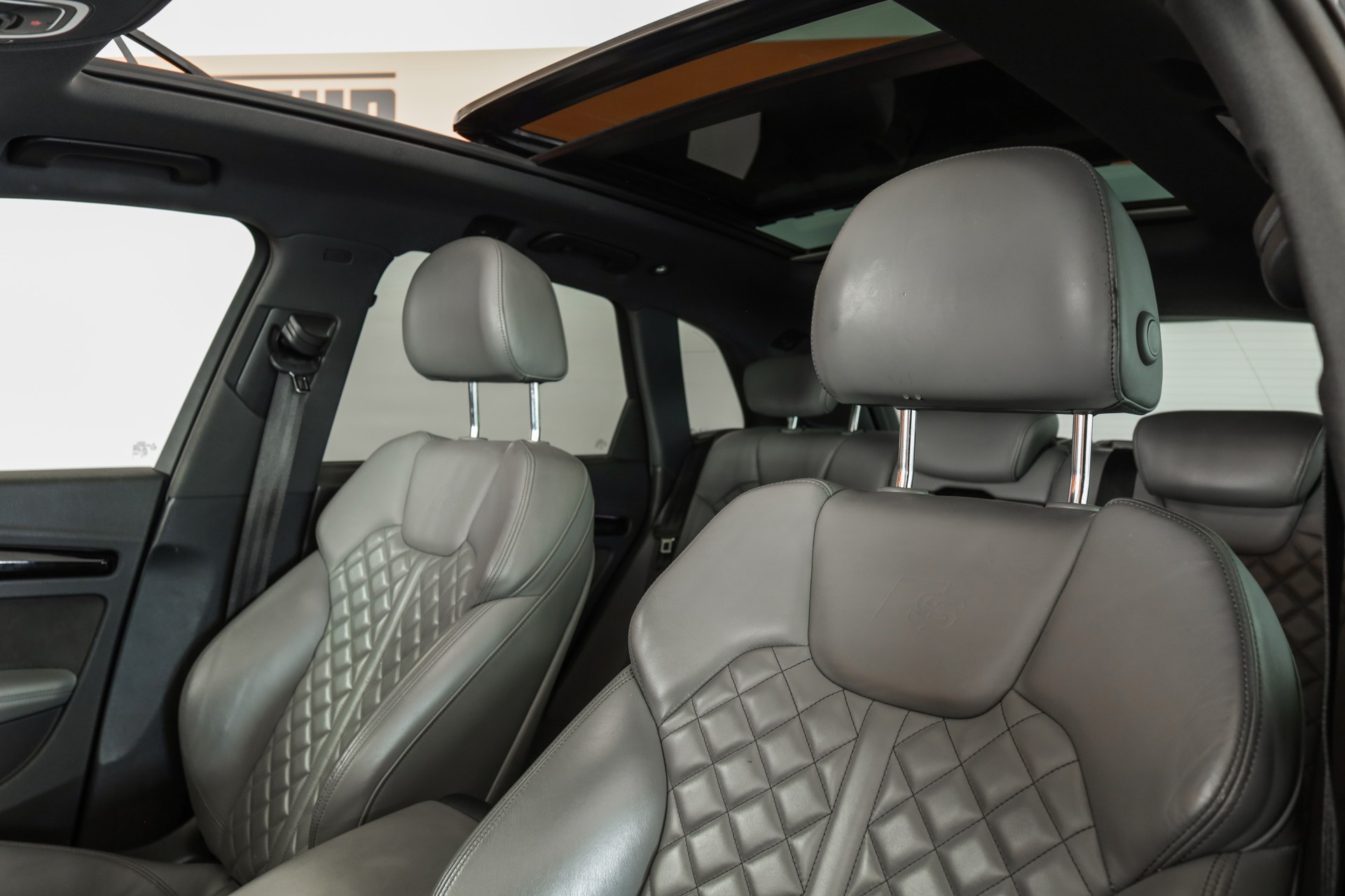 AUDI SQ5 3.0 TFSI quattro S-tronic-image-11