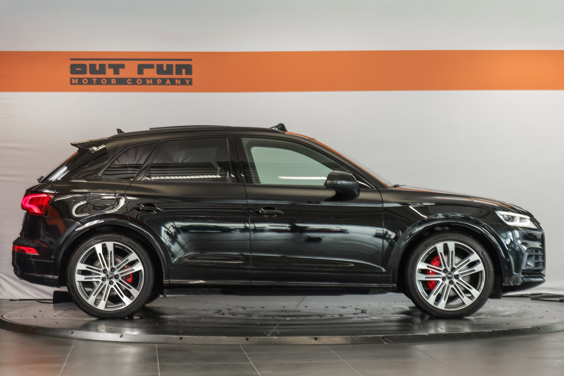 AUDI SQ5 3.0 TFSI quattro S-tronic-showroom-element-3