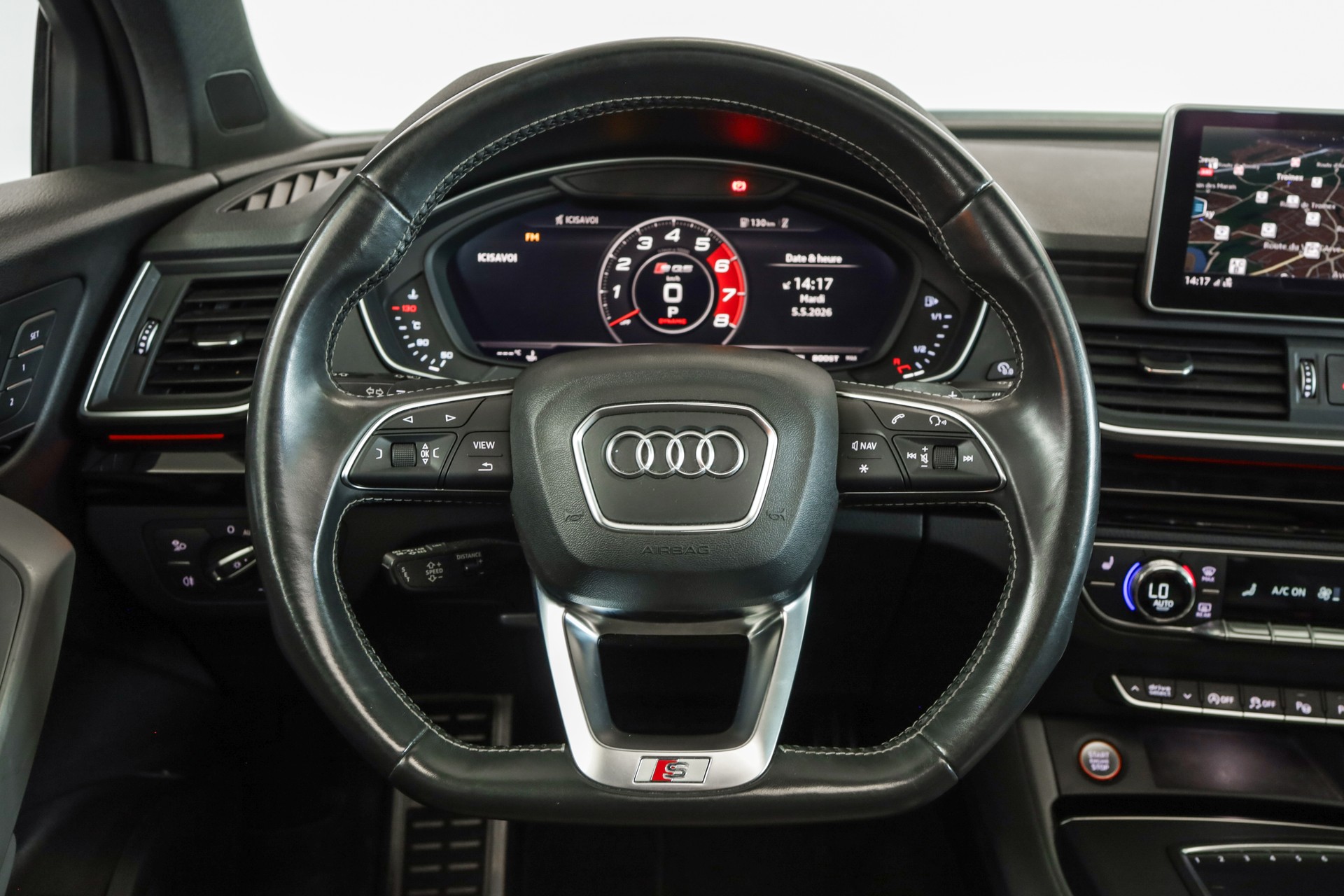 AUDI SQ5 3.0 TFSI quattro S-tronic-image-13