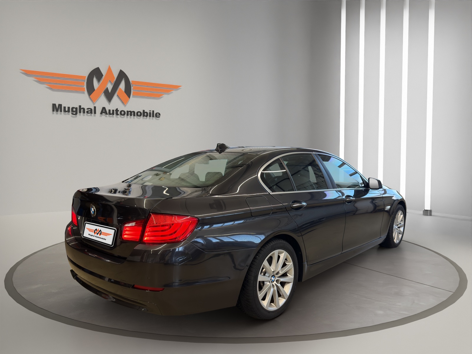BMW 530i Steptronic-image-3
