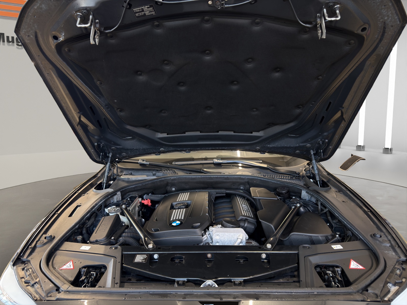 BMW 530i Steptronic-image-14
