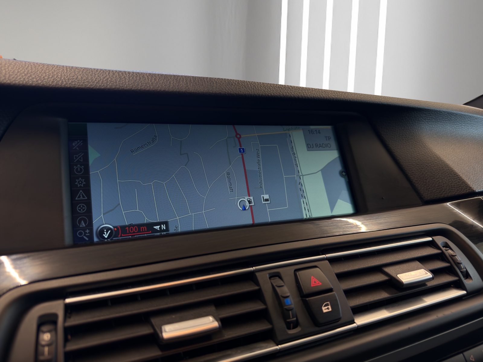 BMW 530i Steptronic-image-10
