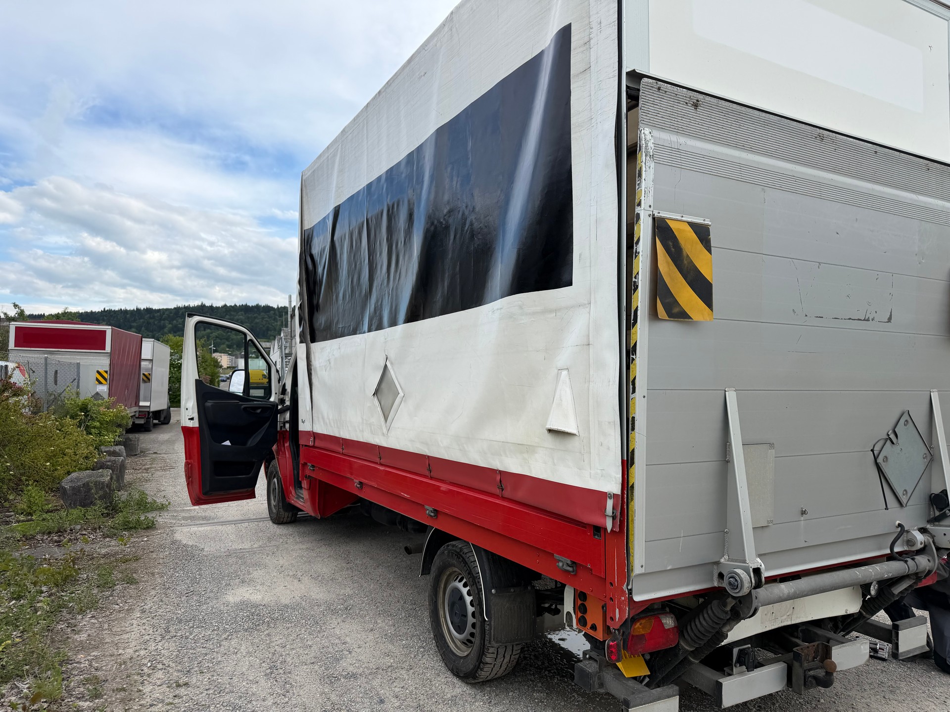 MERCEDES-BENZ Sprinter 319 CDI Lang-image-3