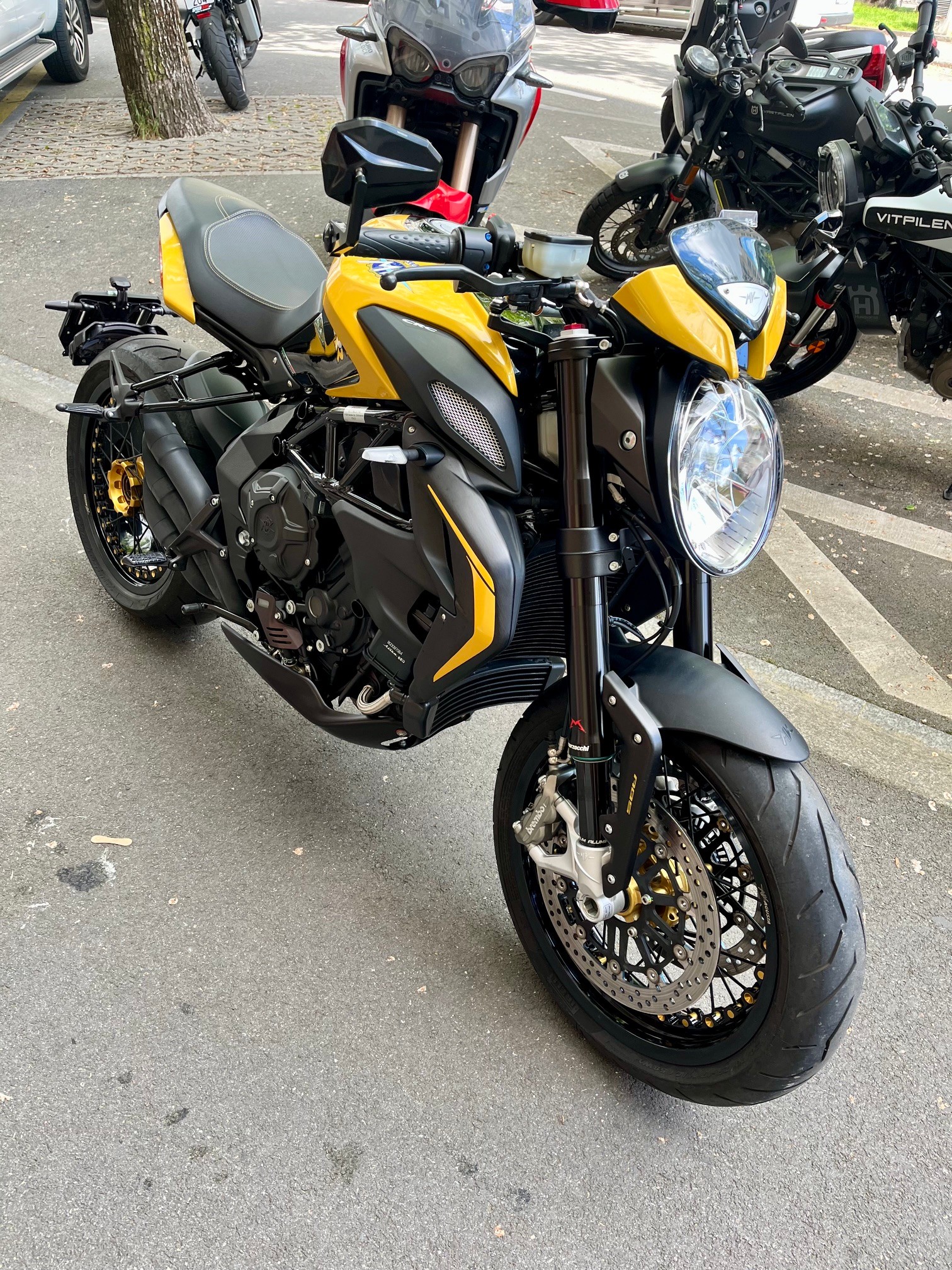 MV AGUSTA Dragster RR-image-1