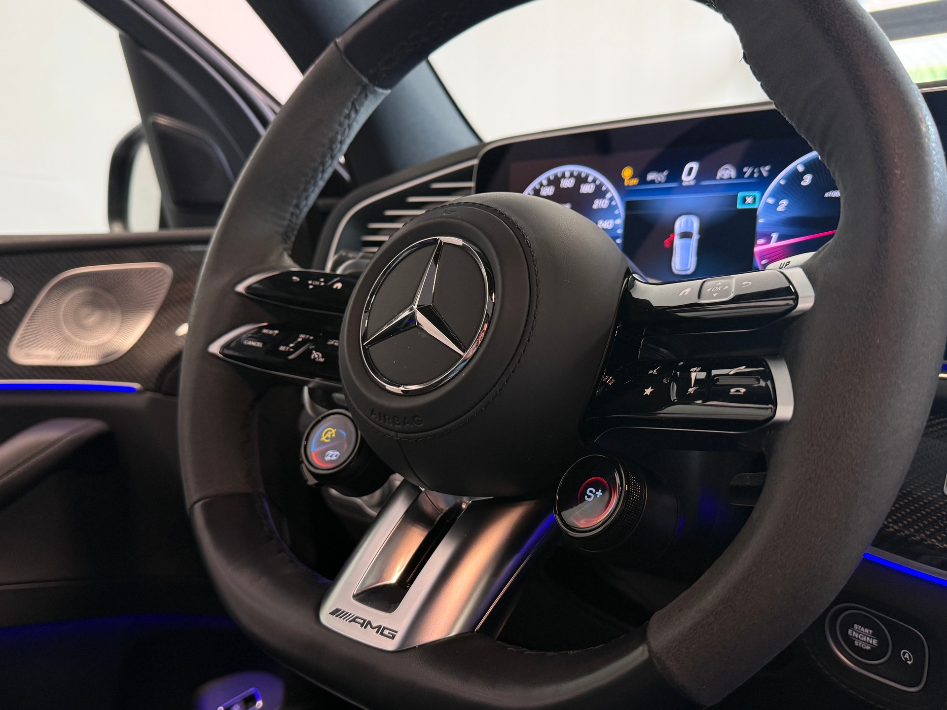 MERCEDES-BENZ GLE 63 S AMG 4Matic+ 9G-Speedshift-image-10