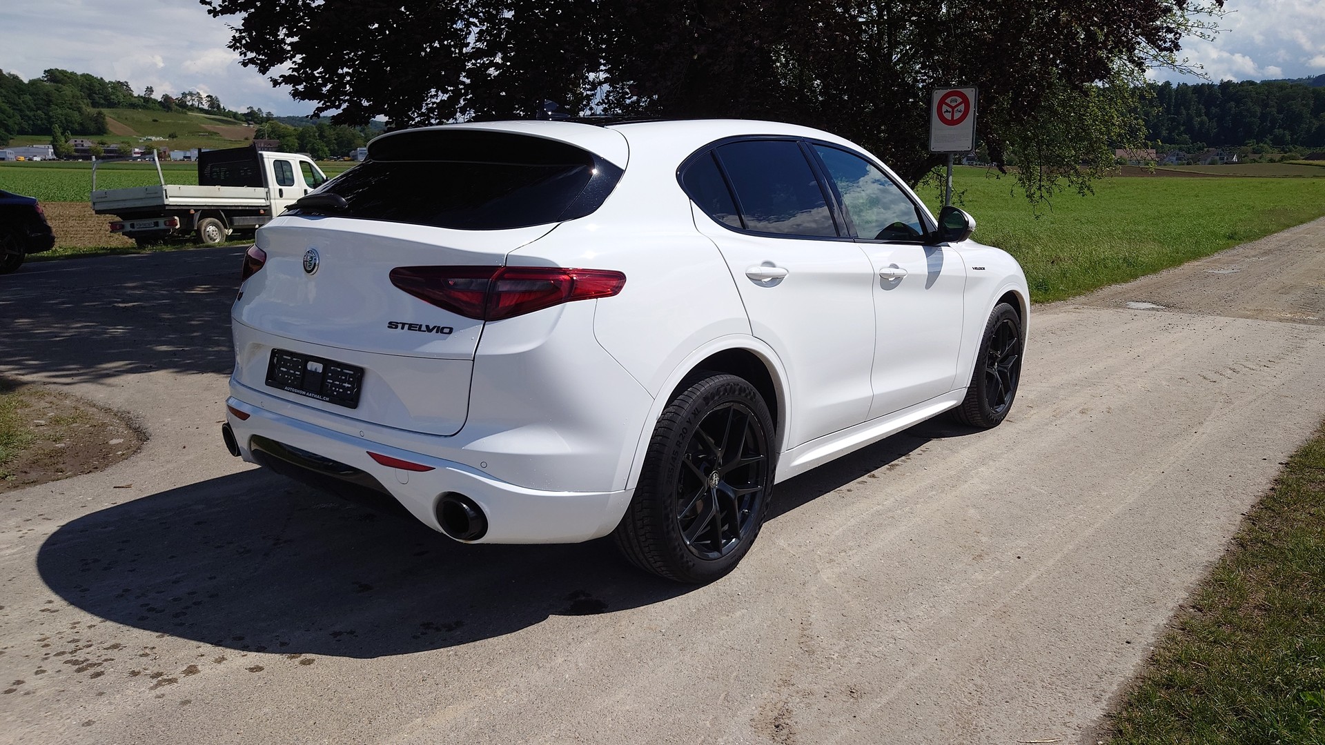 ALFA ROMEO Stelvio 2.2JTDM Veloce Q4Automatic-image-5