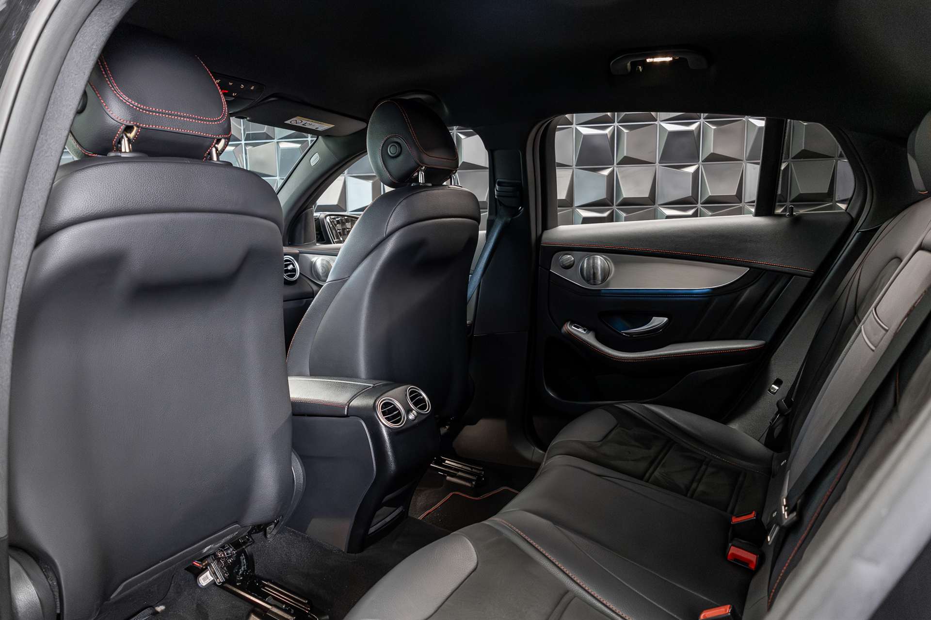 MERCEDES-BENZ GLC Coupé 43 AMG 4Matic 9G-Tronic-image-22