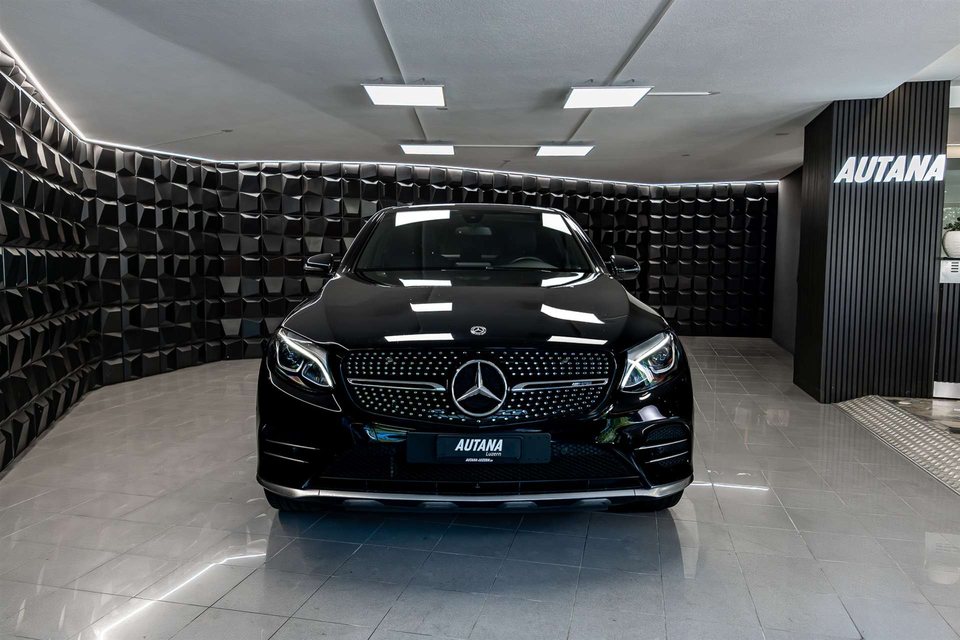 MERCEDES-BENZ GLC Coupé 43 AMG 4Matic 9G-Tronic-showroom-element-3