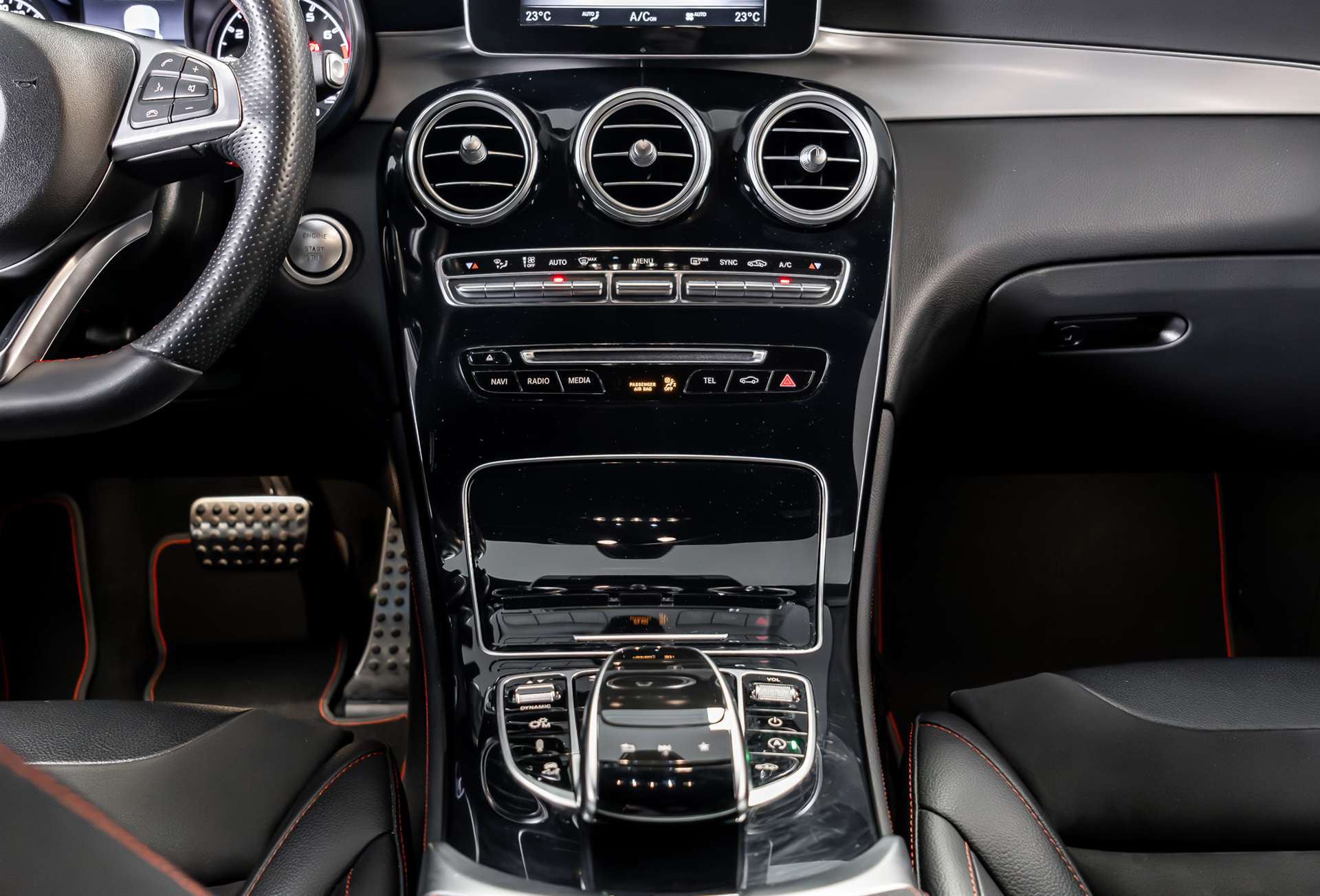 MERCEDES-BENZ GLC Coupé 43 AMG 4Matic 9G-Tronic-image-6