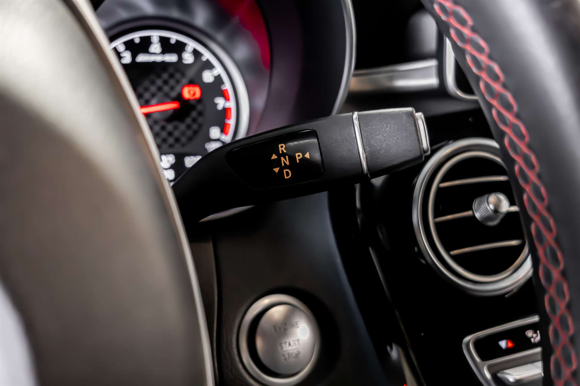 MERCEDES-BENZ GLC Coupé 43 AMG 4Matic 9G-Tronic-image-11
