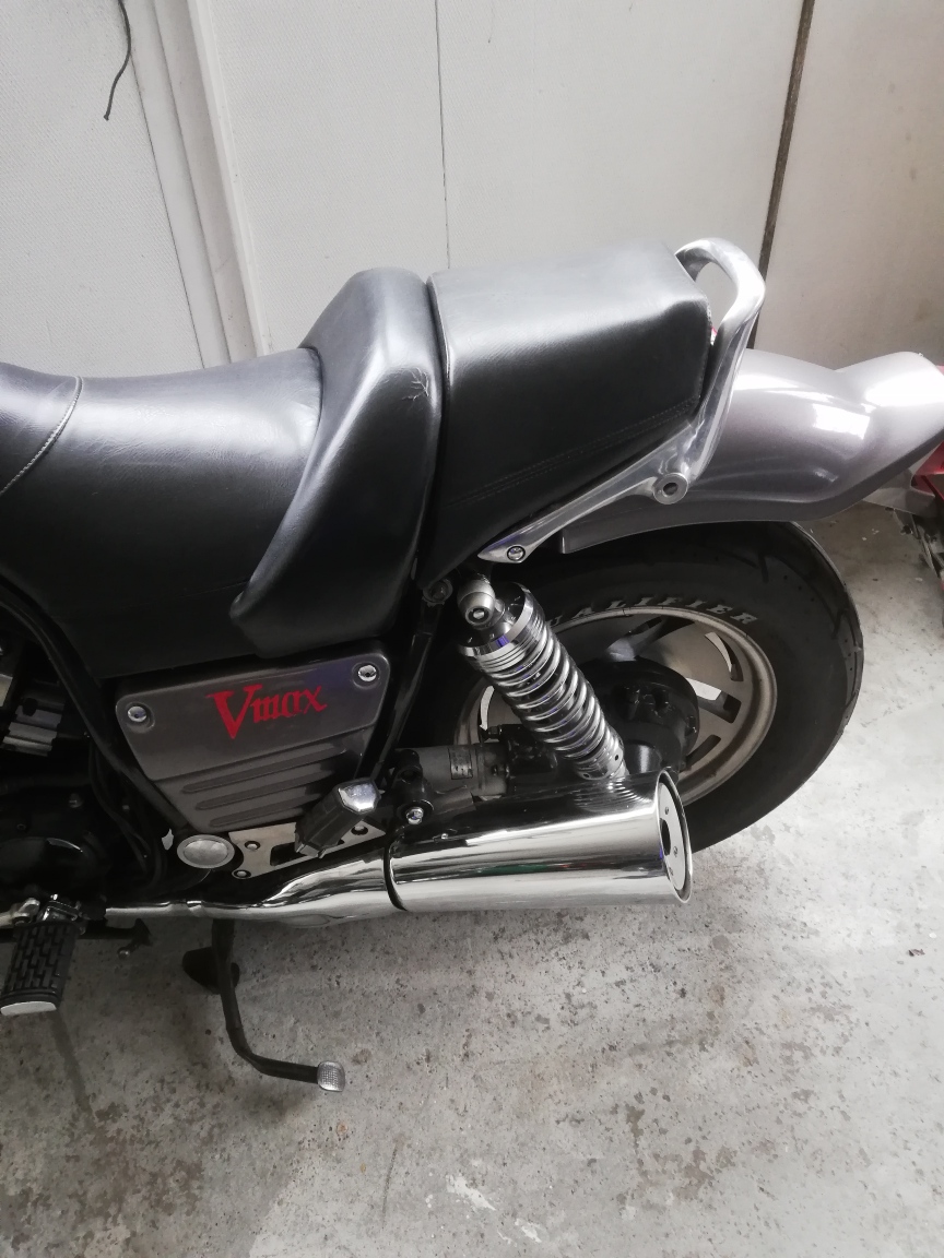YAMAHA V-Max VMX 1200-image-2