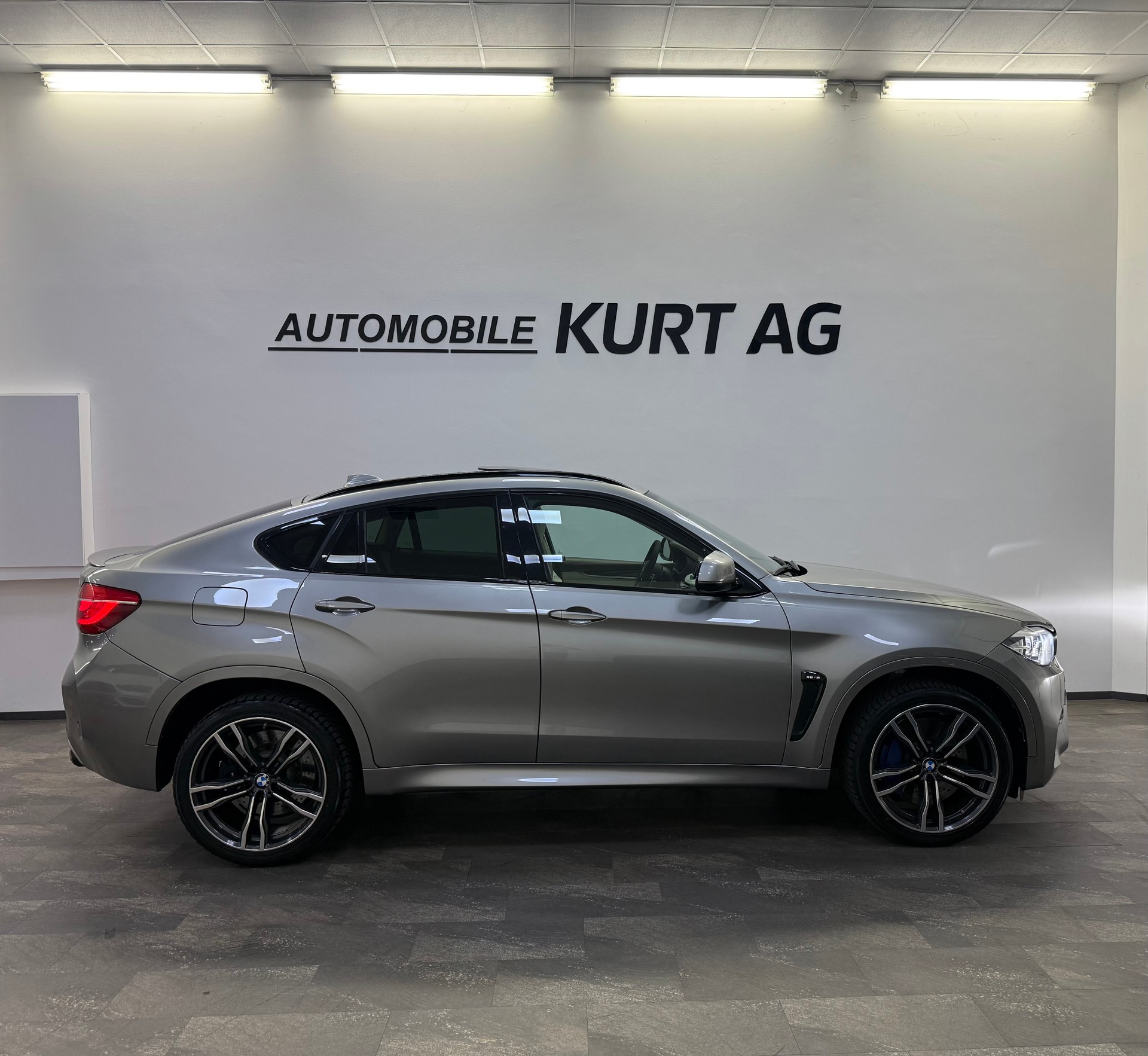 BMW X6M Steptronic-image-9