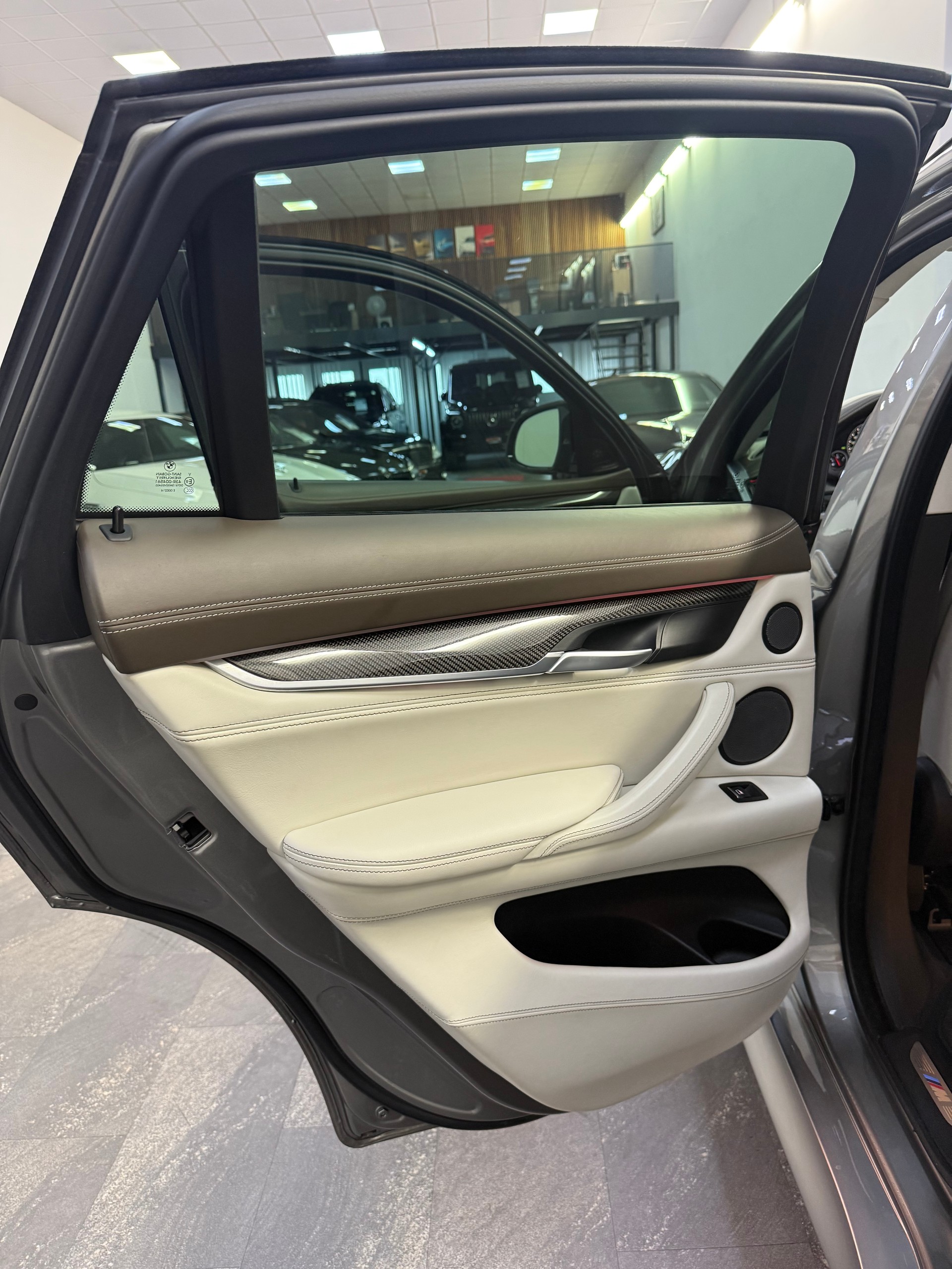 BMW X6M Steptronic-image-21