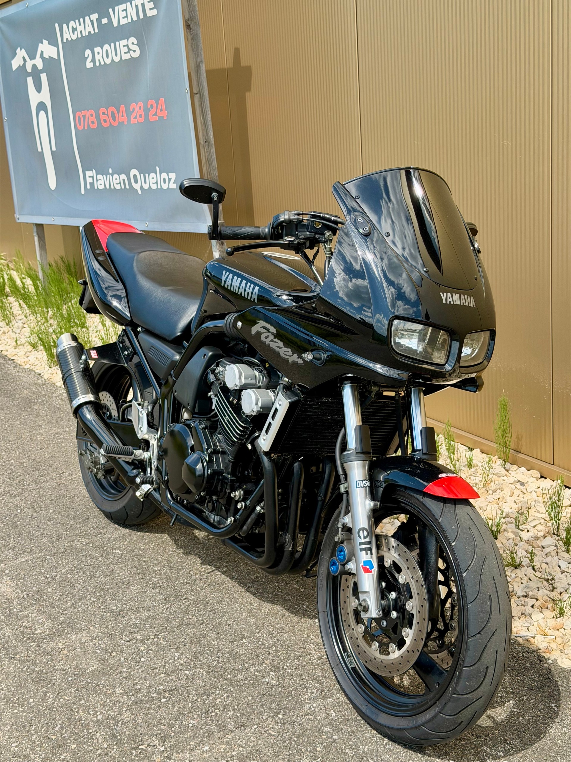 YAMAHA FZS 600 Fazer