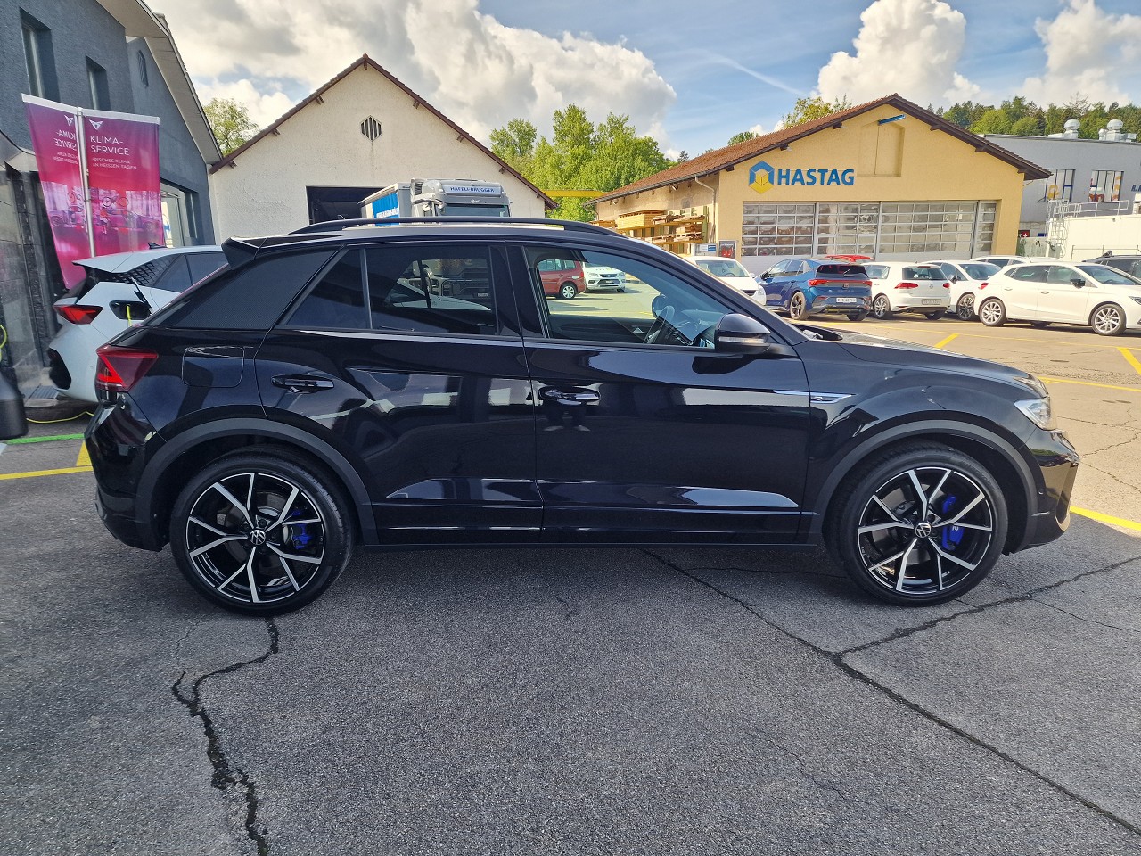 VW T-Roc 2.0 TSI R DSG 4Motion-image-6