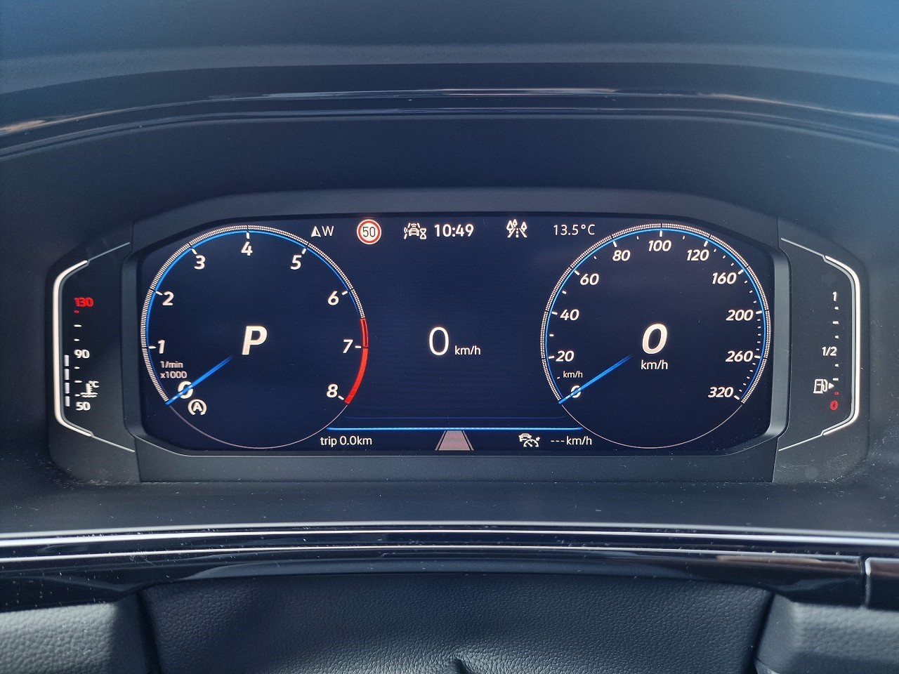 VW T-Roc 2.0 TSI R DSG 4Motion-image-15