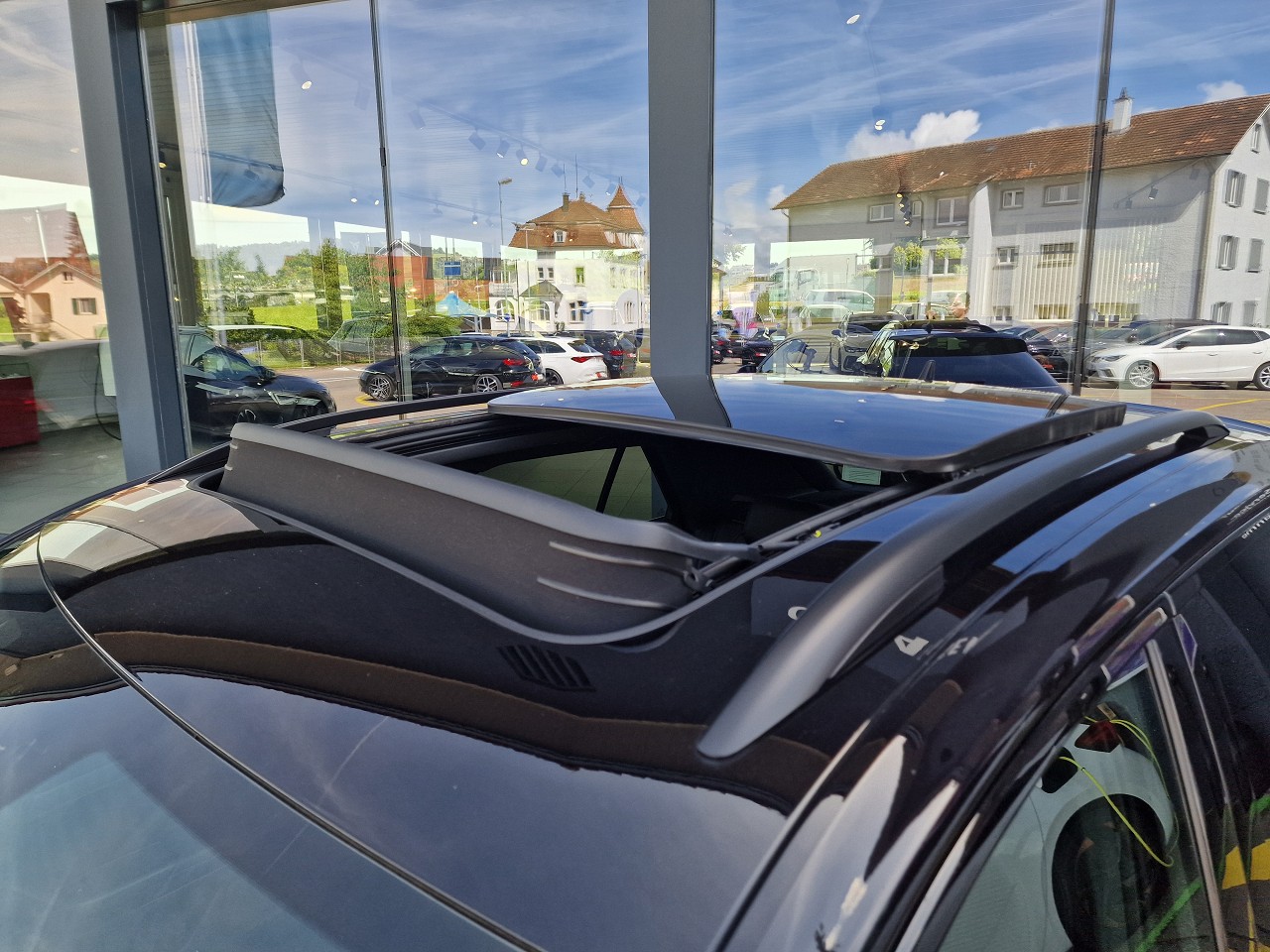 VW T-Roc 2.0 TSI R DSG 4Motion-image-28