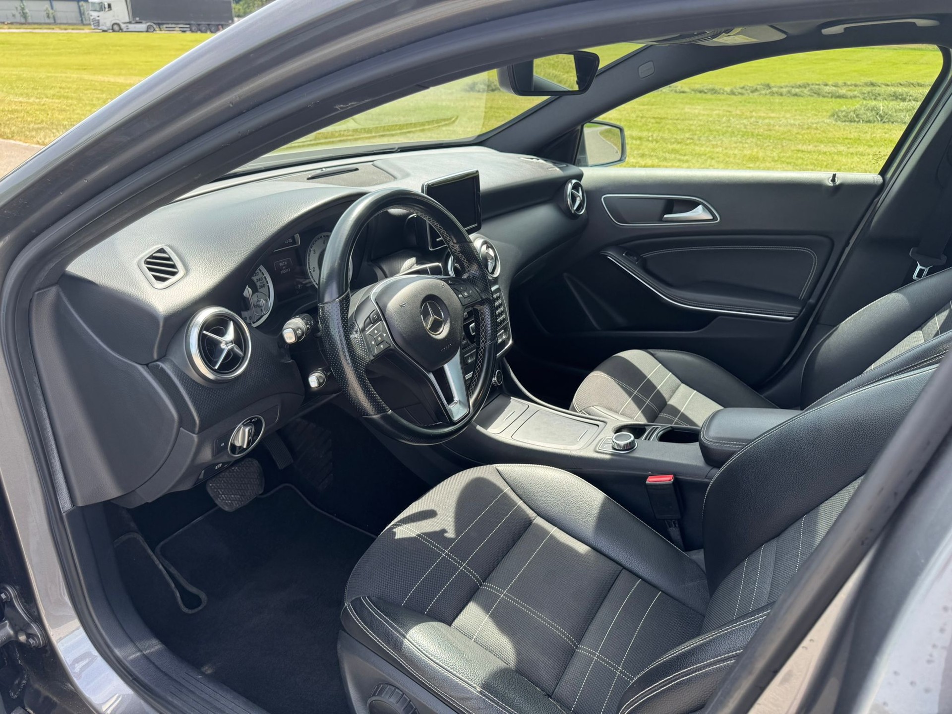 MERCEDES-BENZ A 220 CDI 4Matic 7G-DCT-image-8