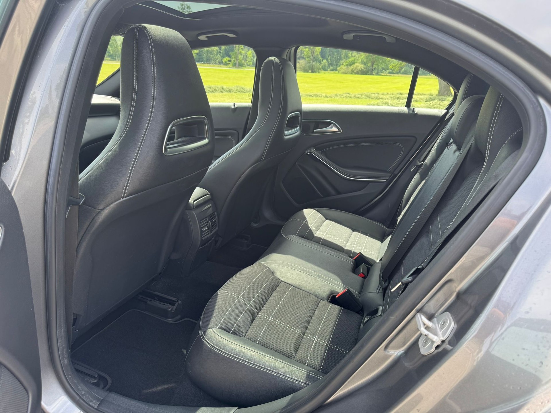 MERCEDES-BENZ A 220 CDI 4Matic 7G-DCT-image-13
