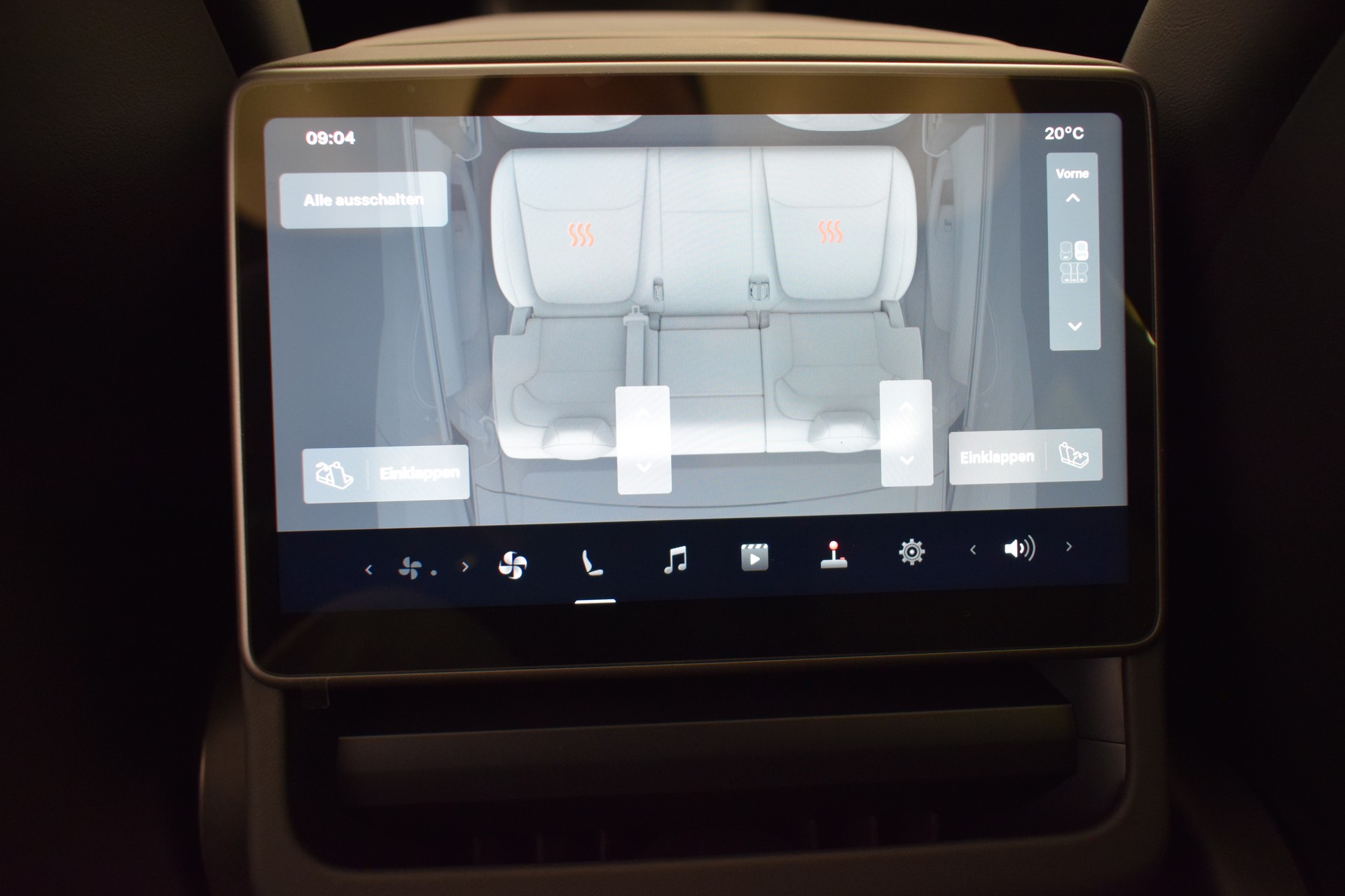 TESLA Model Y Premium Long Range AWD, Made in Berlin-image-29
