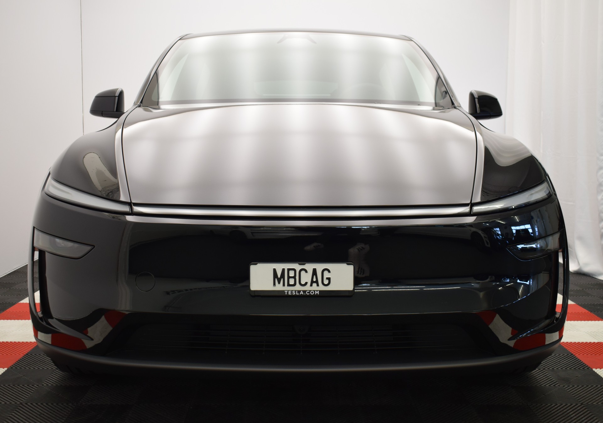 TESLA Model Y Premium Long Range AWD, Made in Berlin-image-5