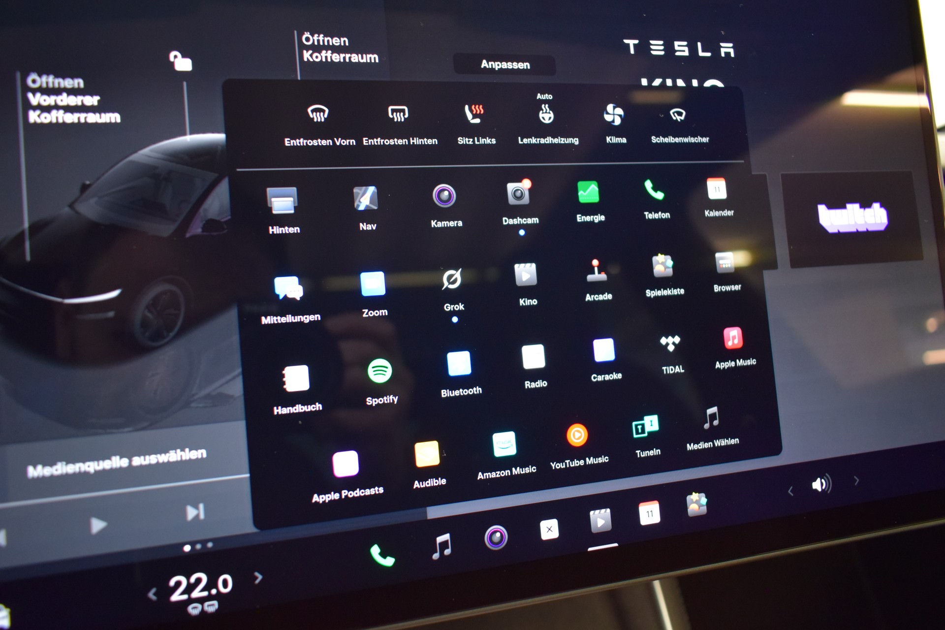 TESLA Model Y Premium Long Range AWD, Made in Berlin-image-28