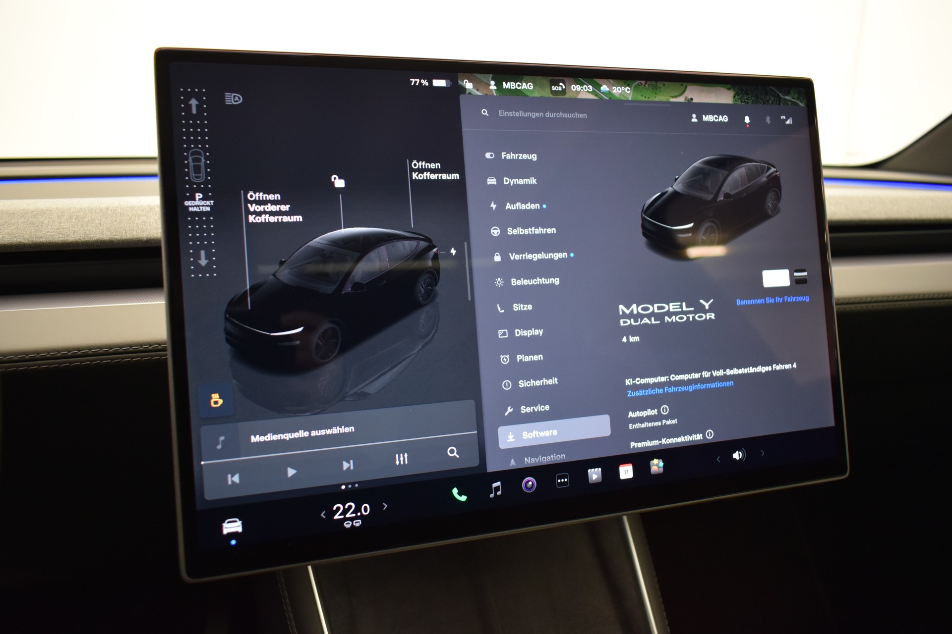 TESLA Model Y Premium Long Range AWD, Made in Berlin-image-23