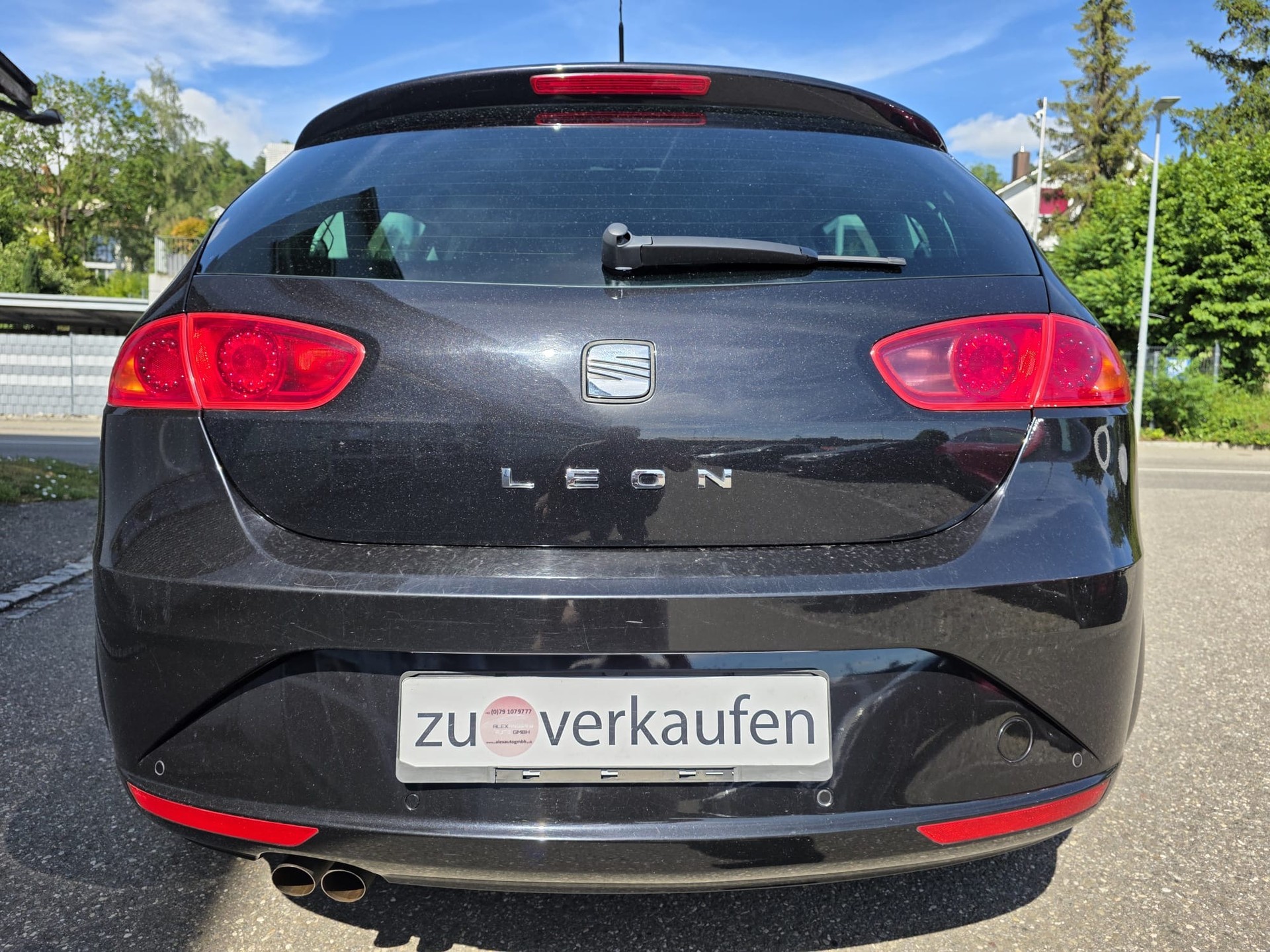 SEAT Leon 2.0 TDI Style-image-4