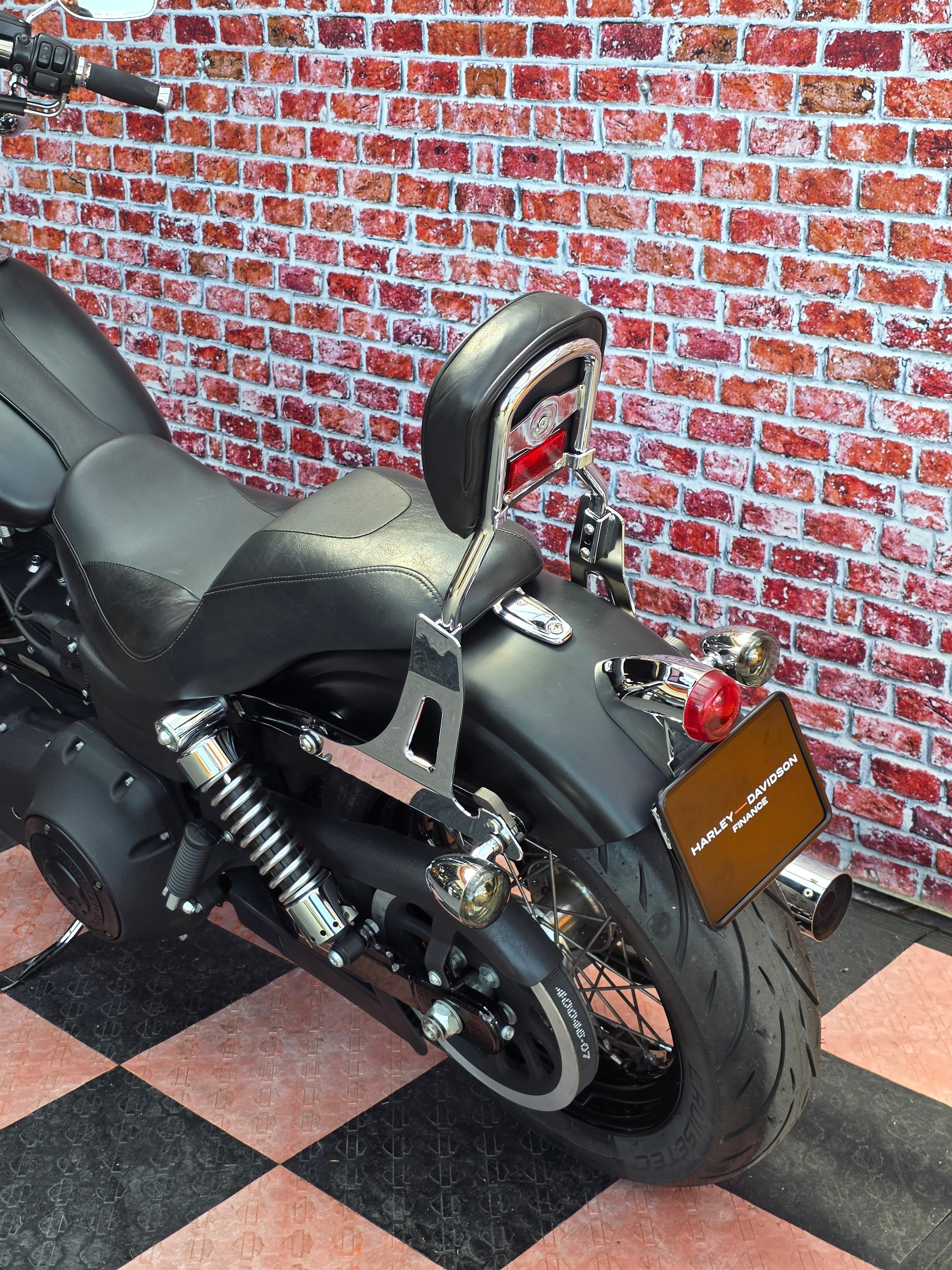 HARLEY-DAVIDSON FXDB Dyna Street Bob ABS-image-9