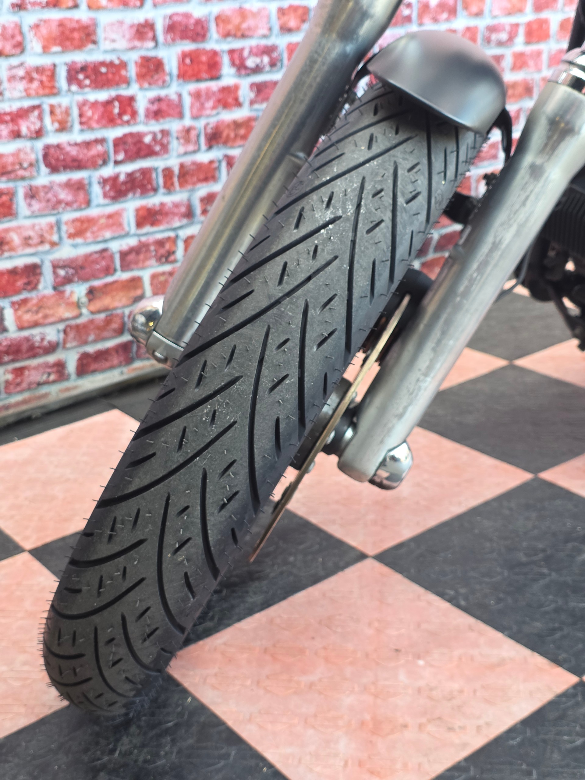 HARLEY-DAVIDSON FXDB Dyna Street Bob ABS-image-12